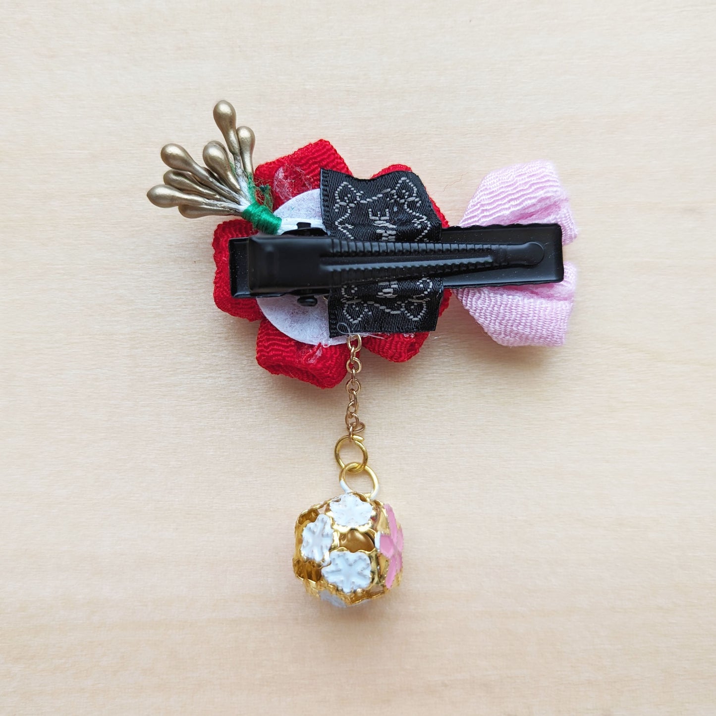 Japanese Sakura Petals Hair Clip - Red