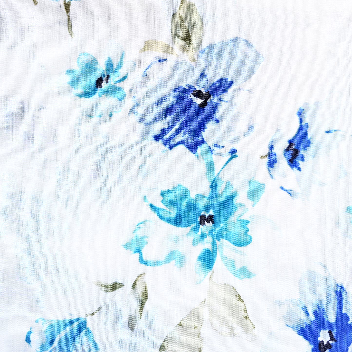 Japanese Yukata Kimono - Blue Watercolor Flowers in White