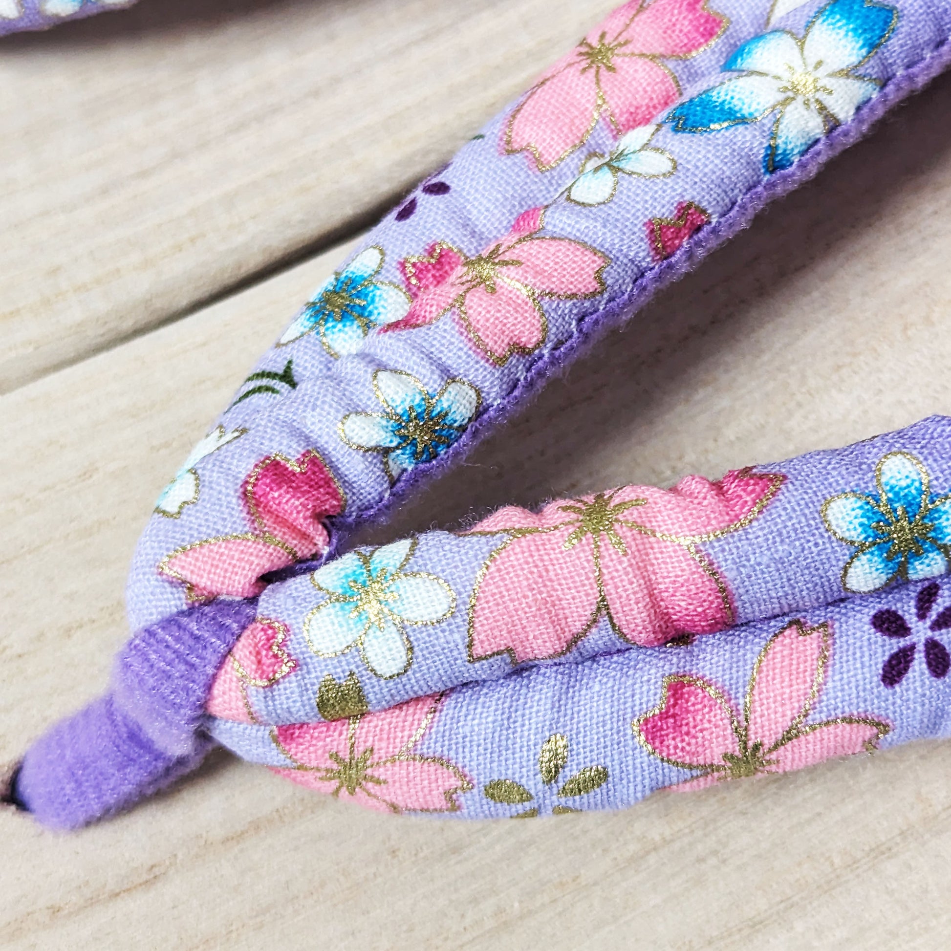Japanese Women's Geta Sandals - Purple Cherry Blossoms