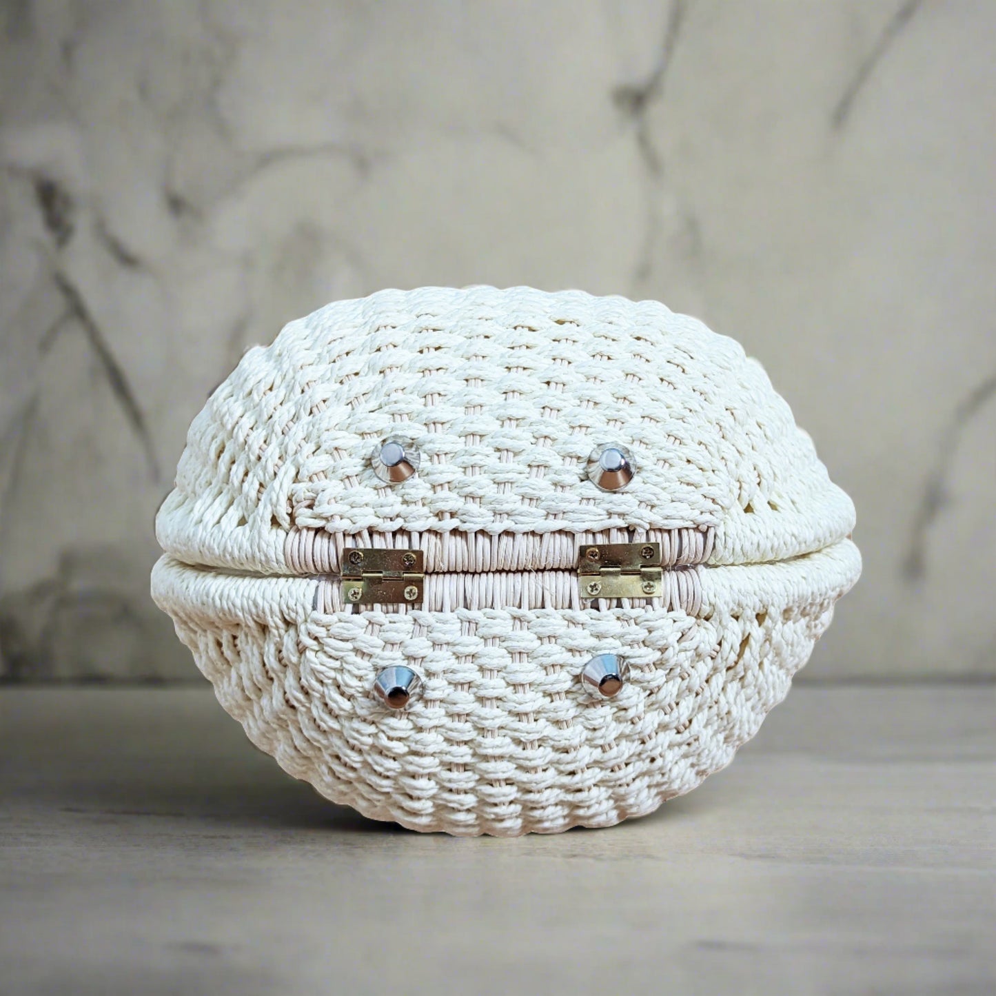Wicker Round Shell Bag - Beige