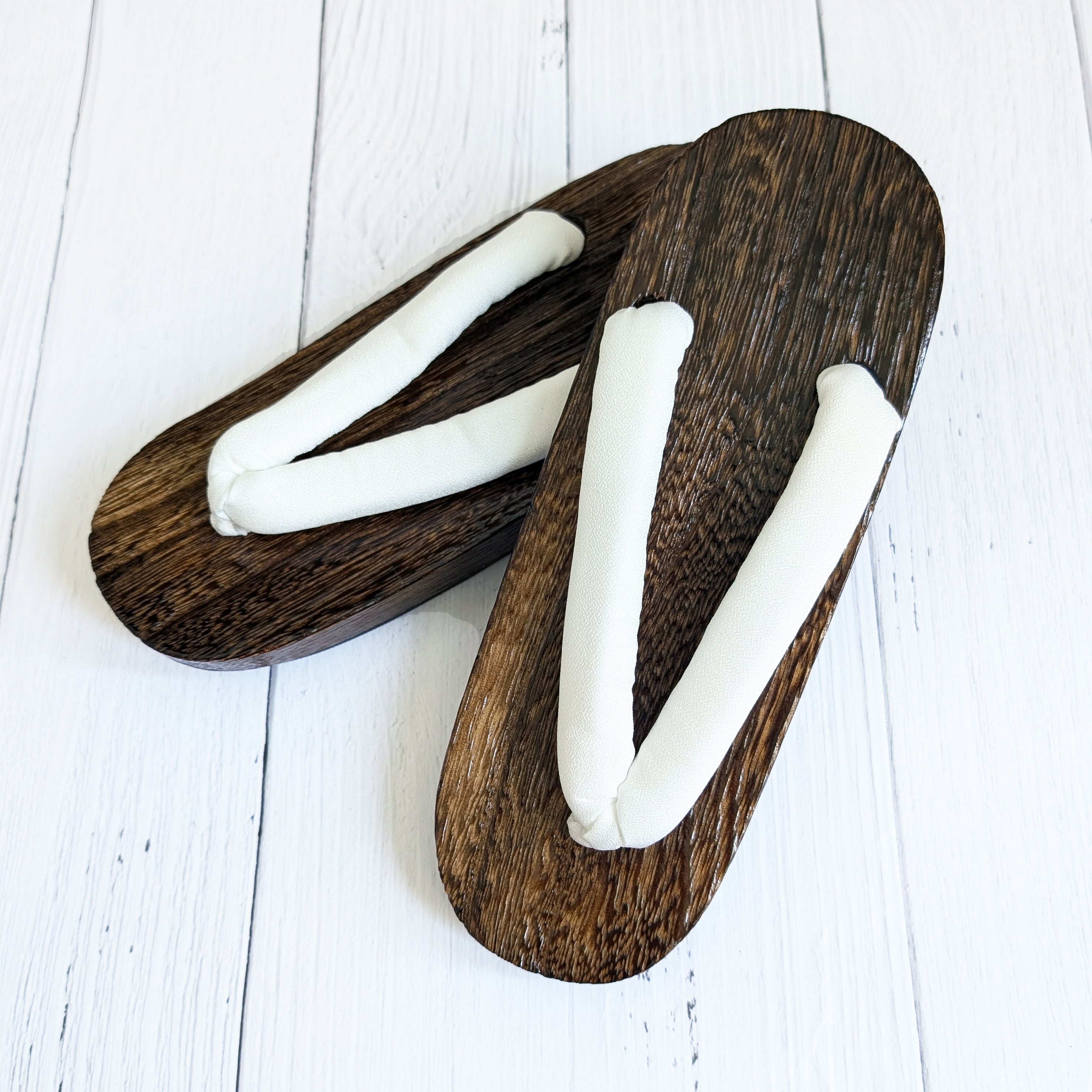 Traditional Japanese Geta Sandals - Simple White
