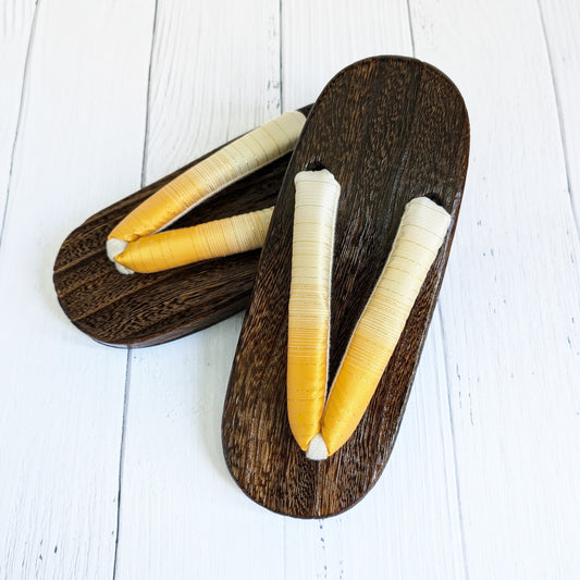 Traditional Japanese Geta Sandals - Gradient Yellow