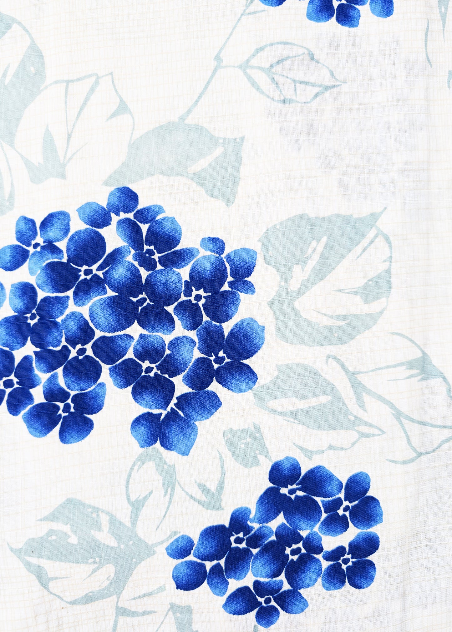 Traditional Japanese Women's Yukata Kimono - Blue Hydrangeas in White