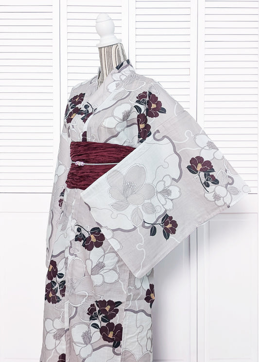 Traditional Japanese Floral Yukata Kimono - Maroon Camellias in Gray