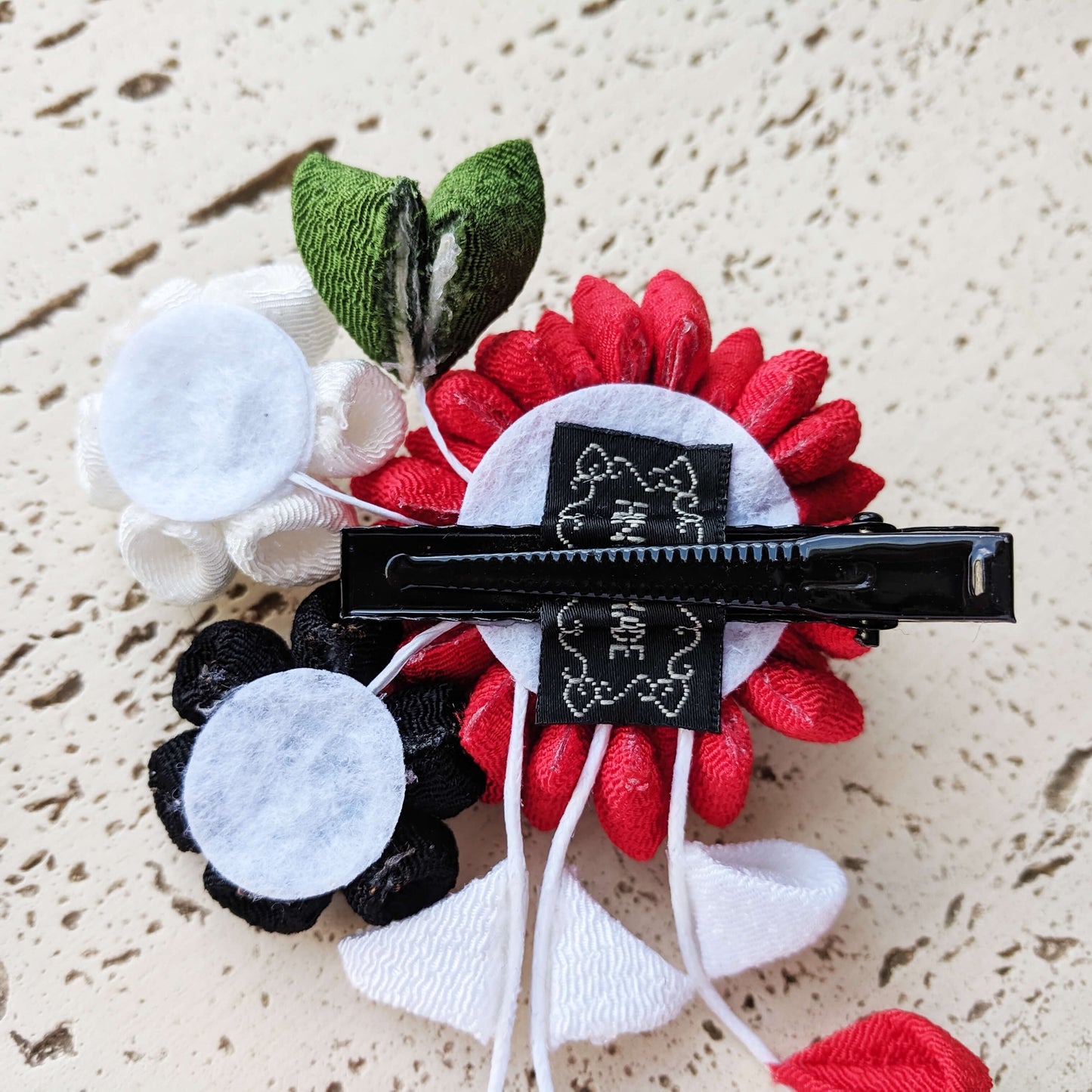 Chrysanthemum Bouquet Hair Clip - Red/Black