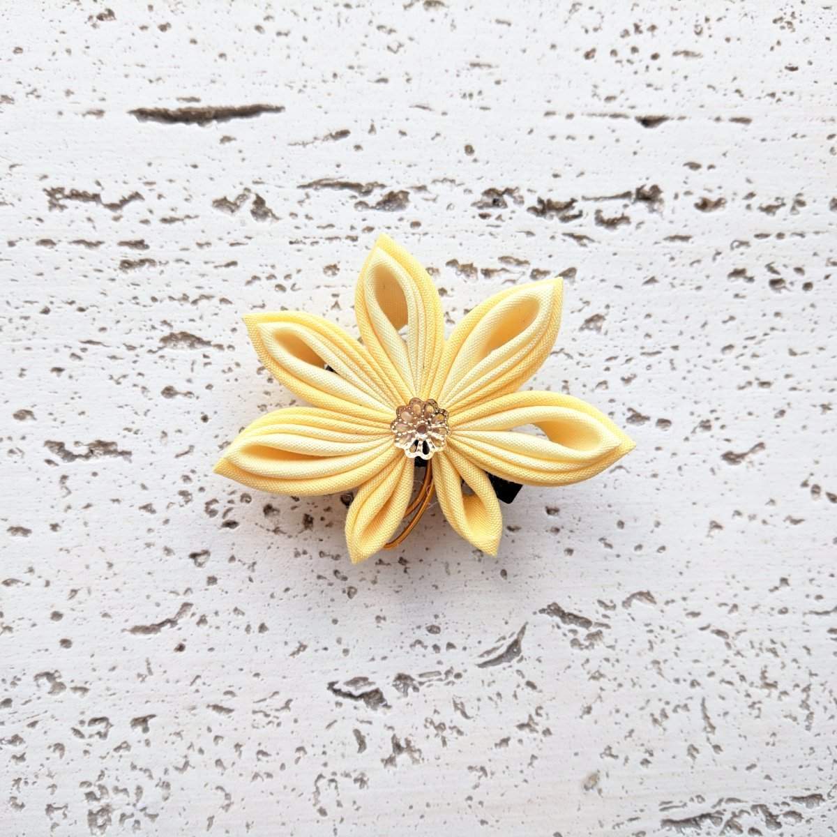 Japanese Kanzashi Fall Leaf Hair Clip - Yellow