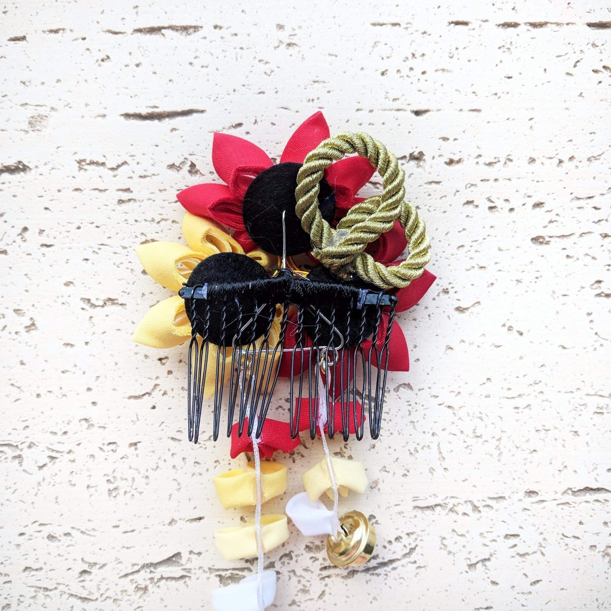 Japanese Kanzashi Fall Leaves Hair Comb - Back