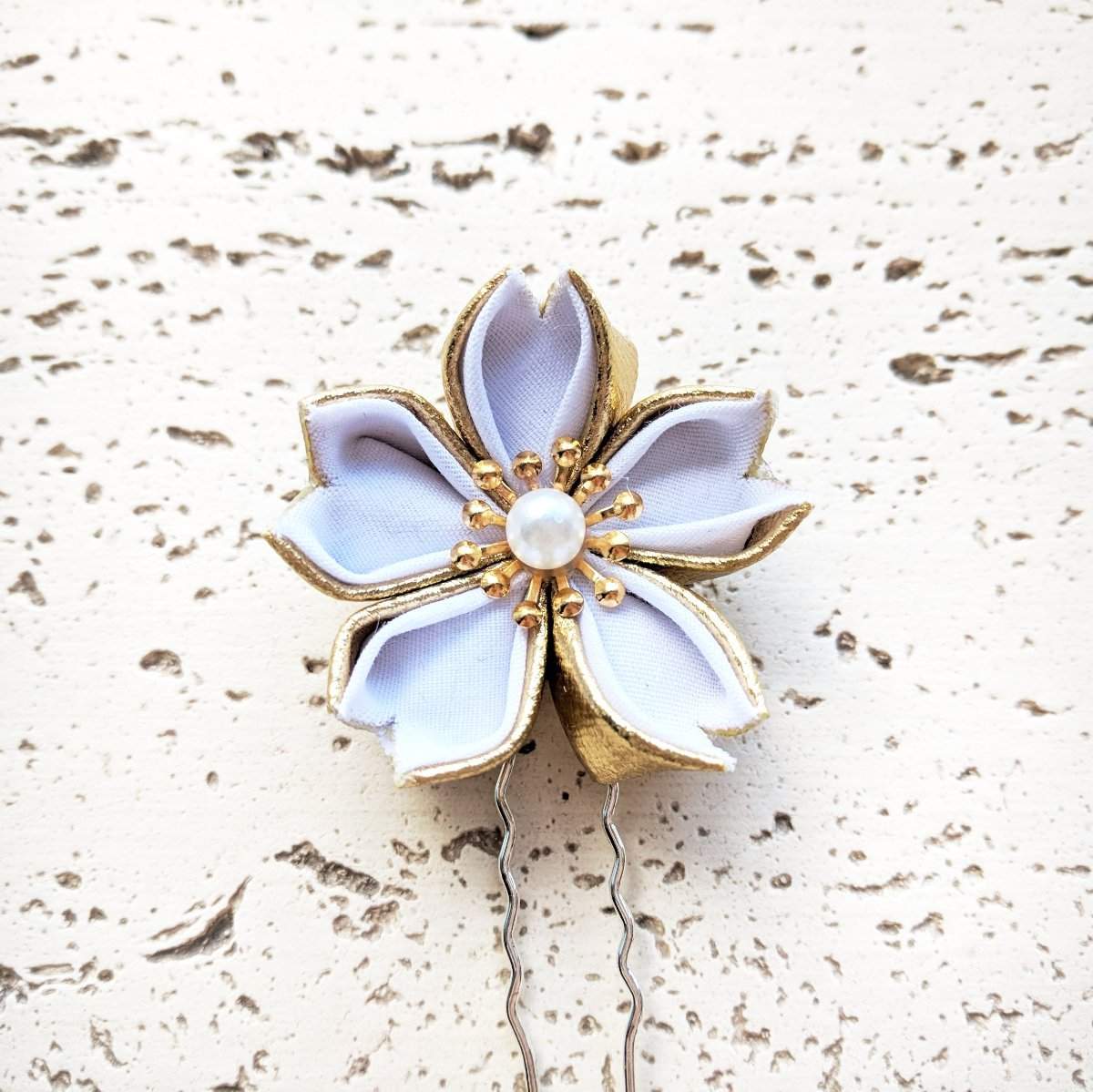 Golden Sakura Hair Pin-Adult Hair Accessories,Cherry Blossom,Gold,Kimono Accessories,Pins and Sticks,Tsumami Kanzashi