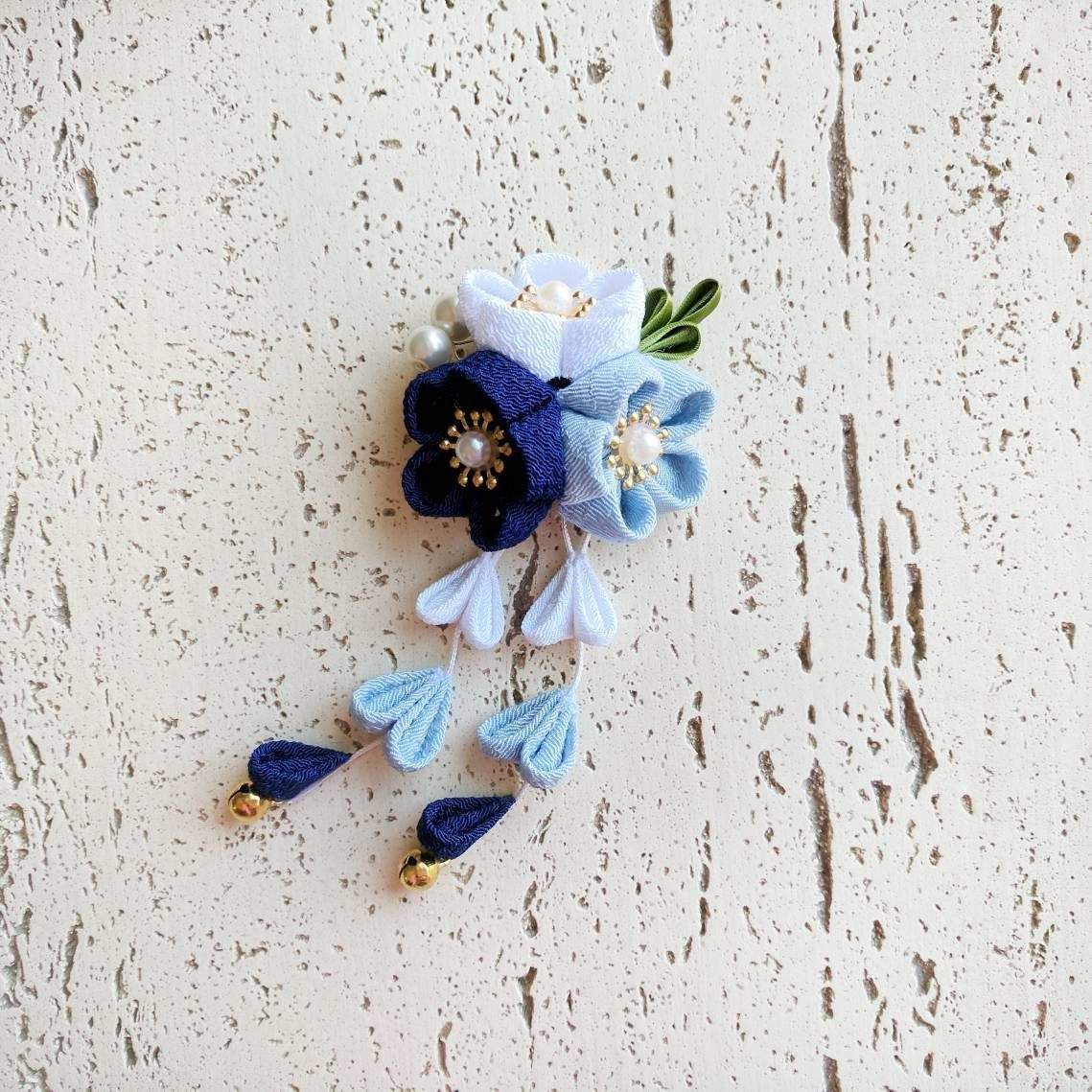 Kanzashi Plum Blossoms Dangle Hair Clip for Japanese Kimono - Blue