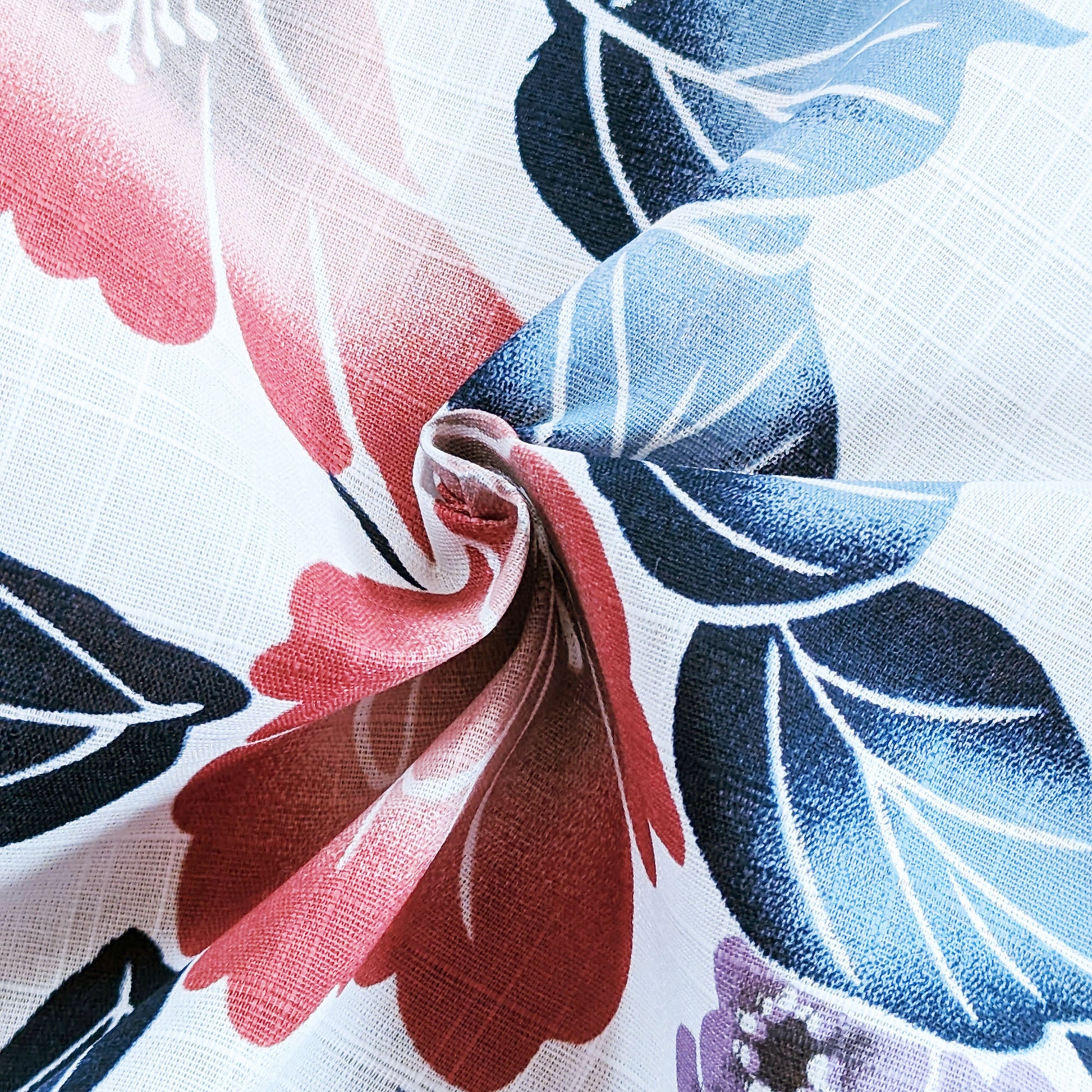 Japanese Yukata Kimono - Red Camellia Flowers in White