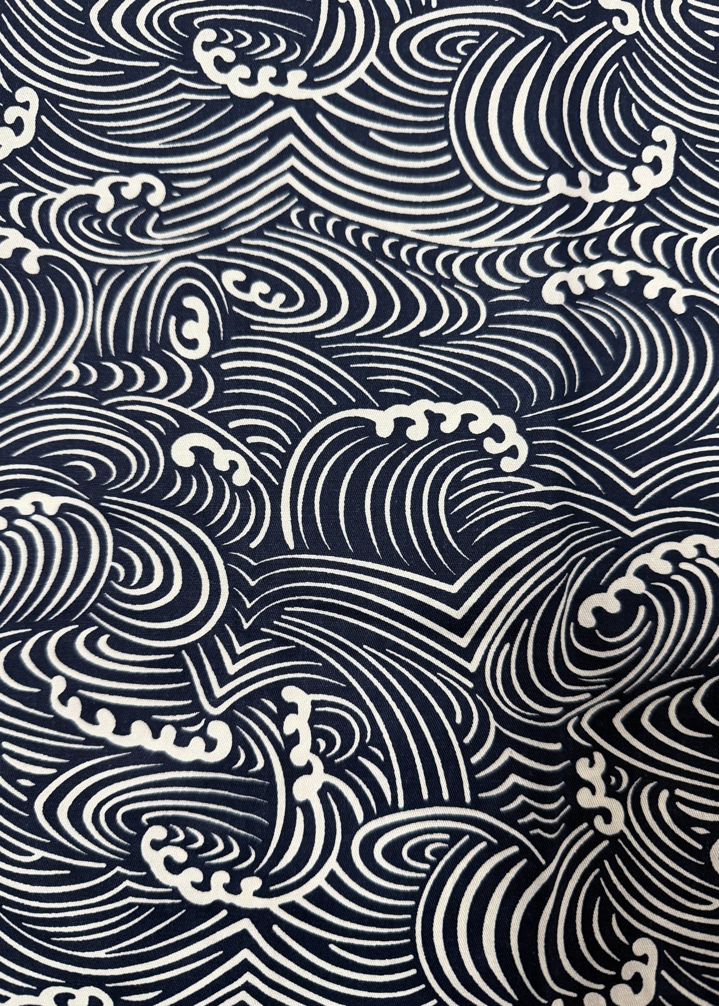 Traditional Japanese Men's Large Yukata Kimono – Waves in Indigo