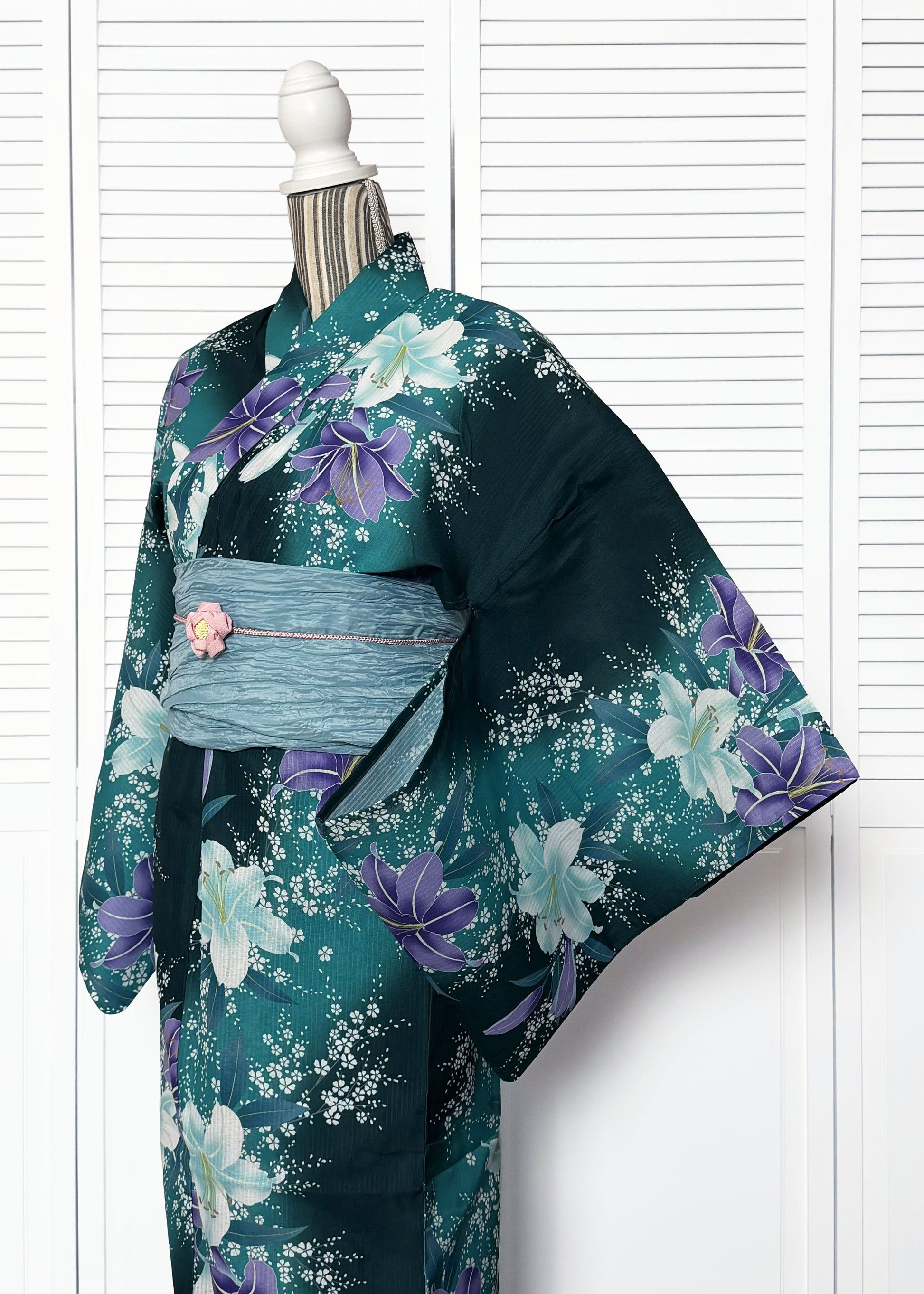 Traditional Japanese Women's Yukata Kimono - Purple Lilies in Green