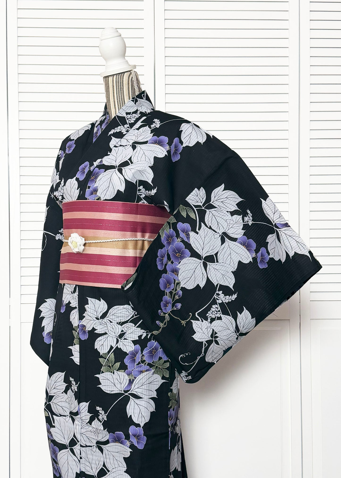 Japanese Women's Summer Yukata Kimono - Purple Kudzu in Black