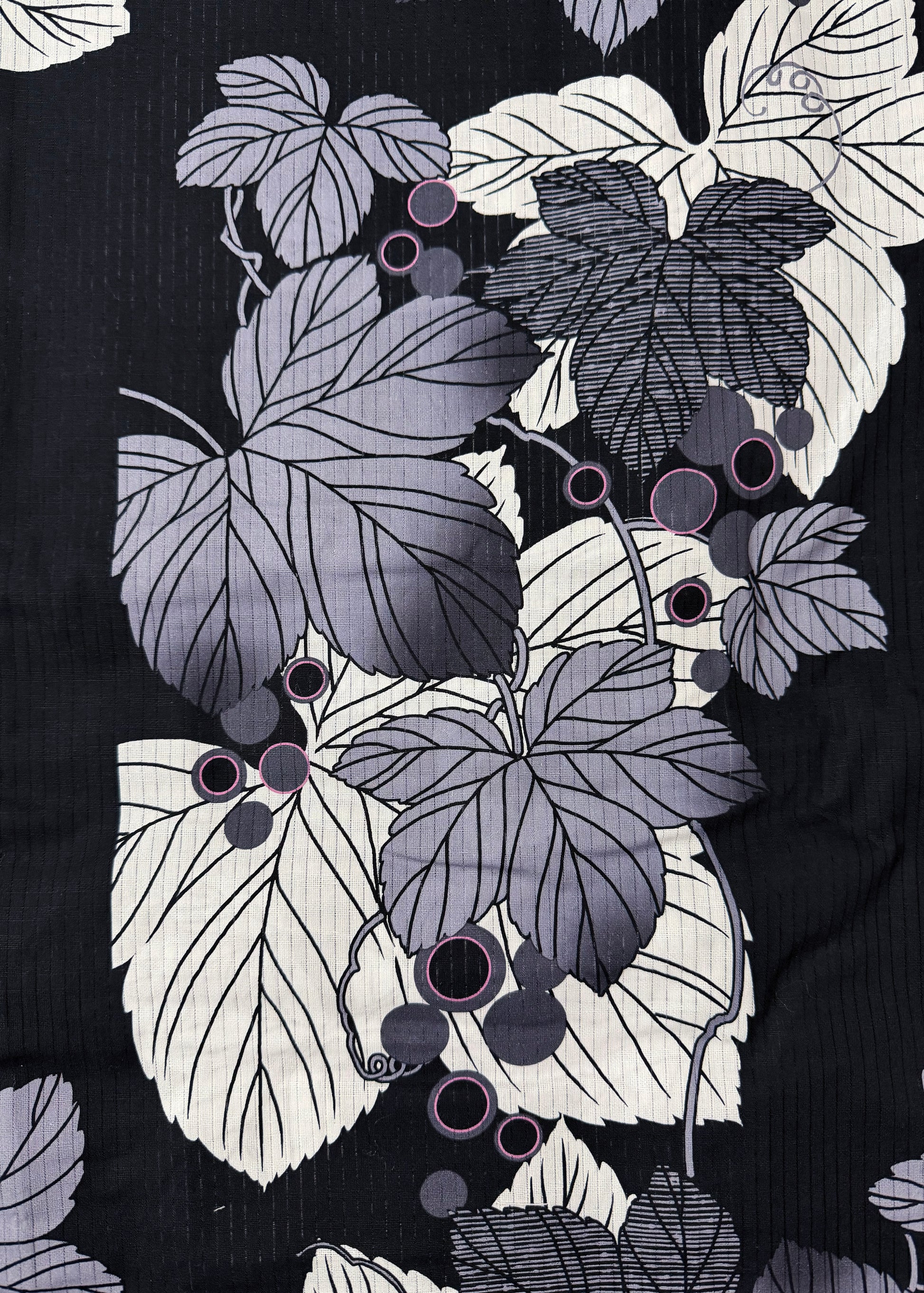 Japanese Traditional Yukata Kimono Plus Size - Gray Grapevine in Black