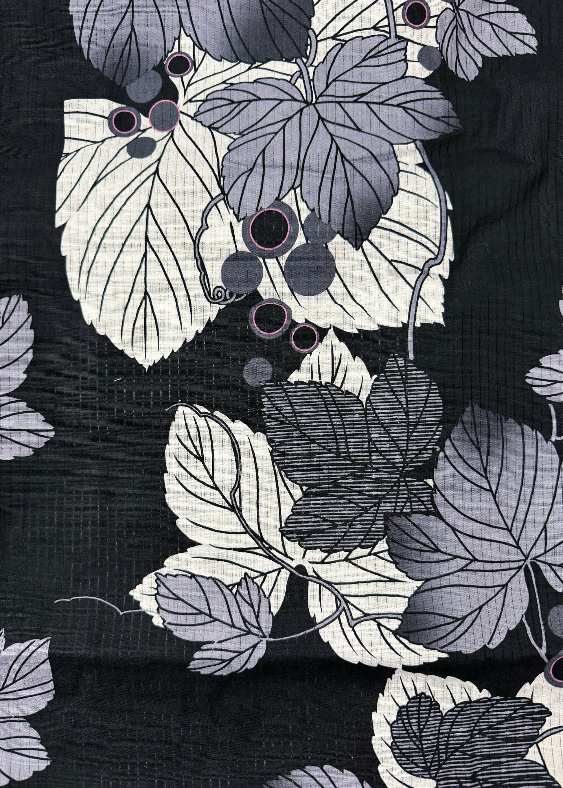 Japanese Traditional Yukata Kimono Plus Size - Gray Grapevine in Black