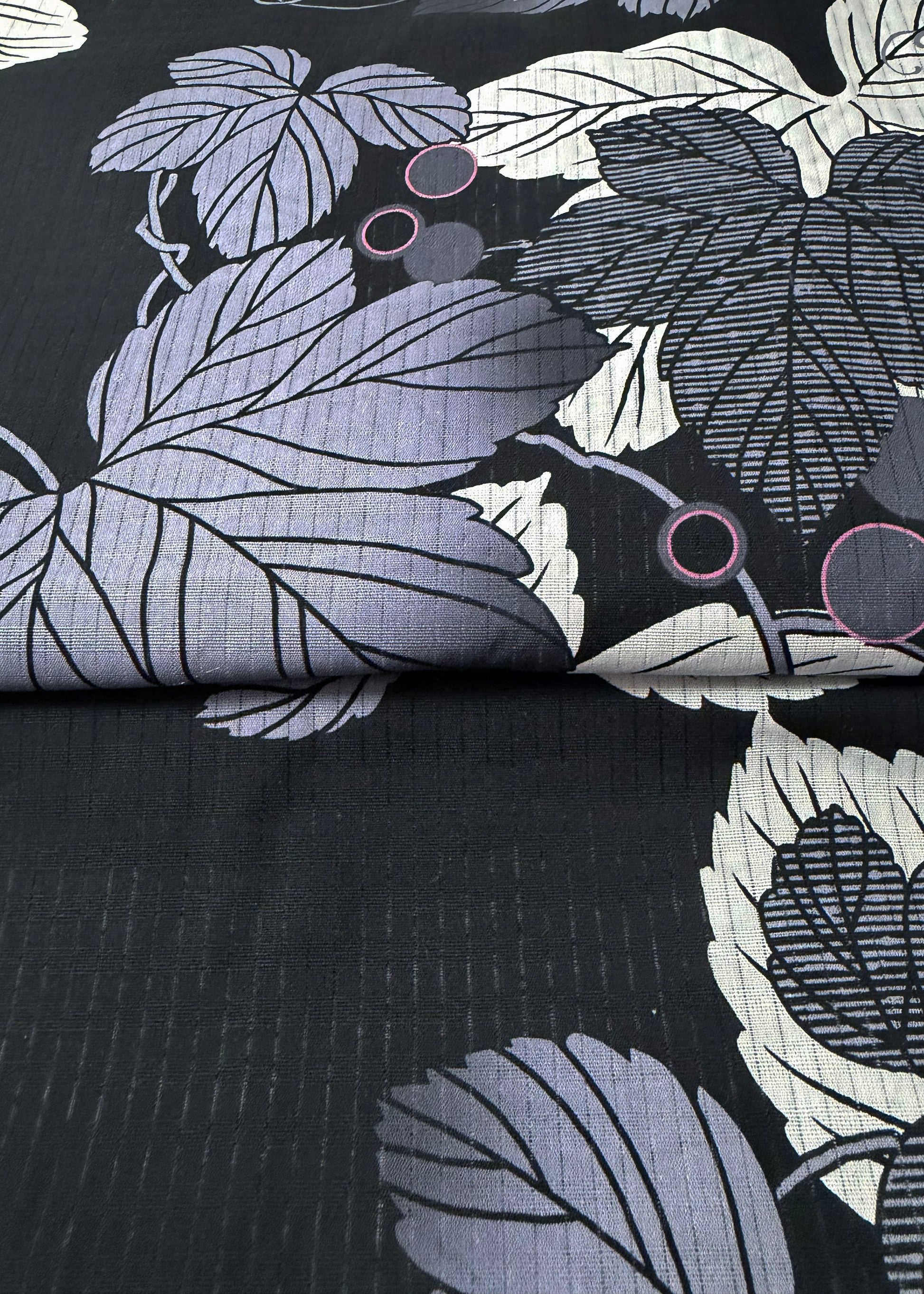 Japanese Traditional Yukata Kimono Plus Size - Gray Grapevine in Black