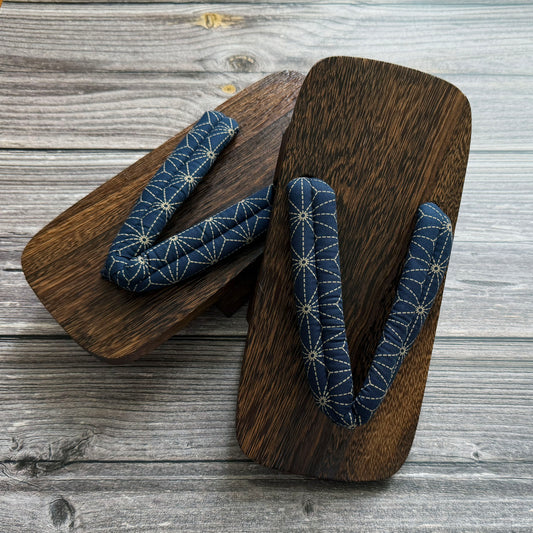 Japanese Traditional Men's Wooden Geta Sandals - Asanoha in Indigo