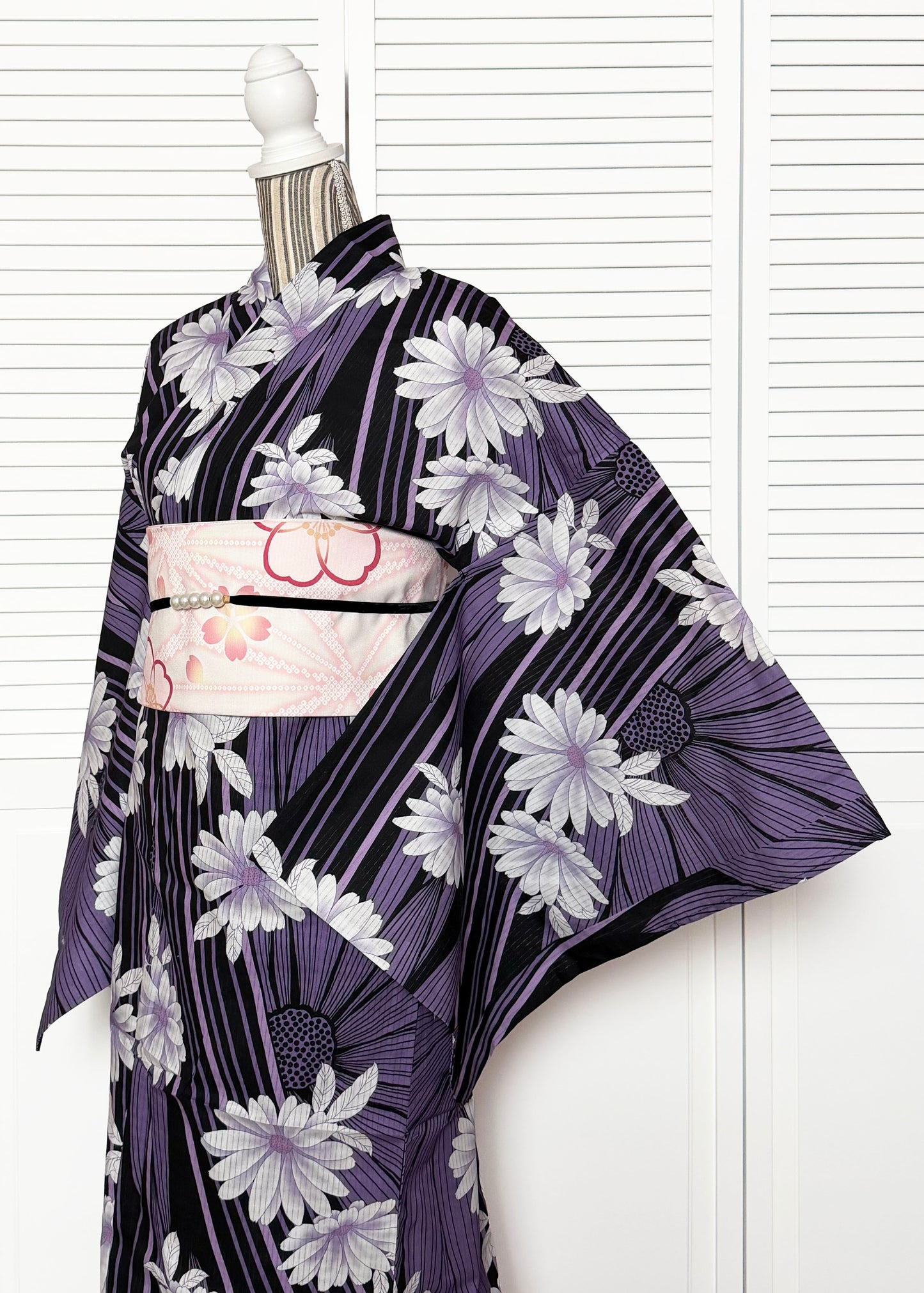 Japanese Traditional Women's Summer Yukata Kimono Plus Chrysanthemum