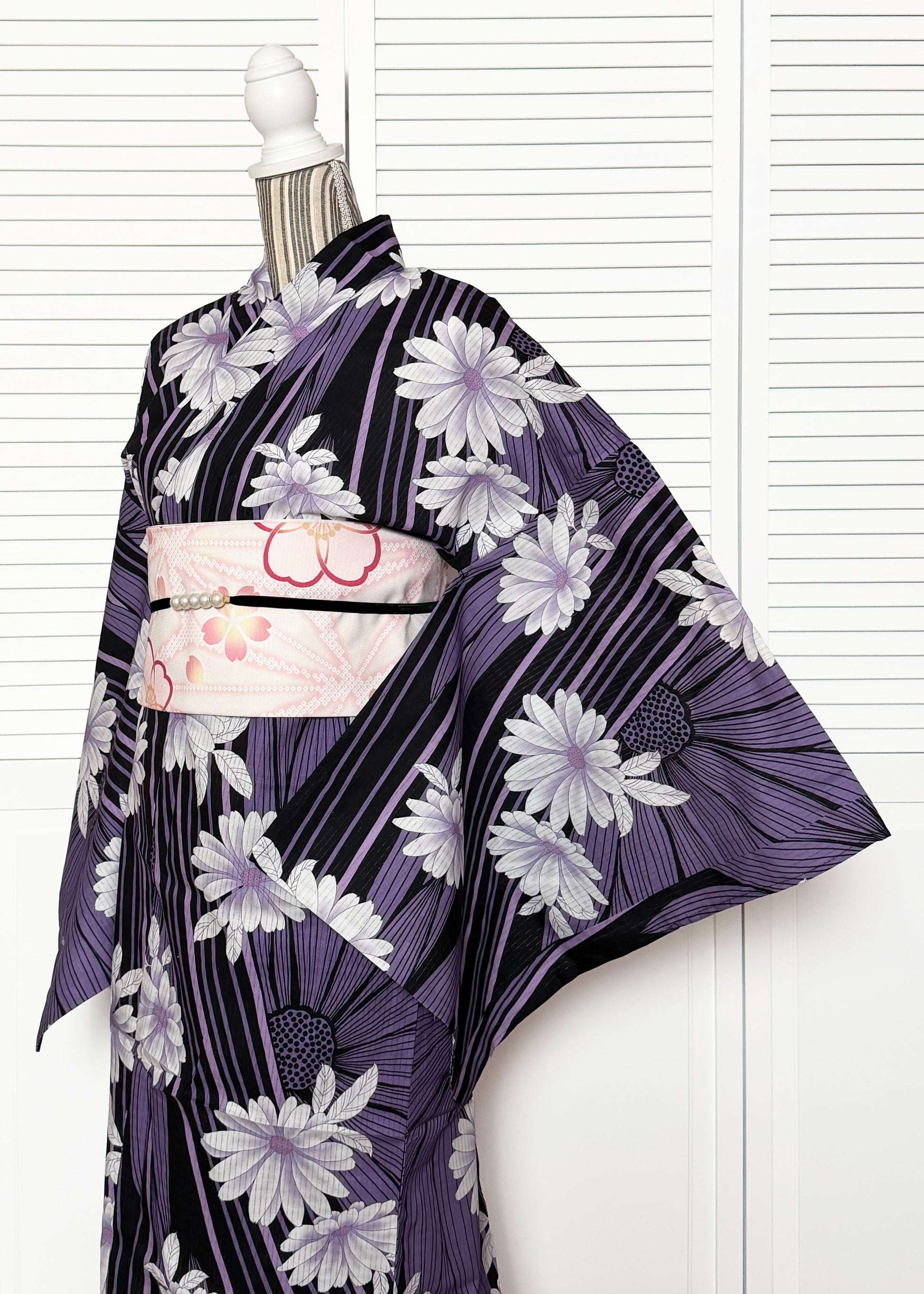 Japanese Traditional Women's Summer Yukata Kimono Plus Chrysanthemum