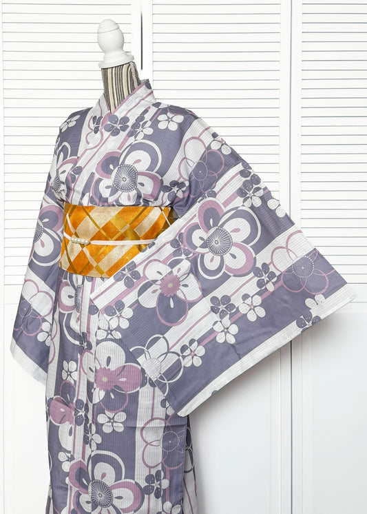 Japanese Traditional Yukata Kimono Plus - Cherry Blossom Plum Blossom