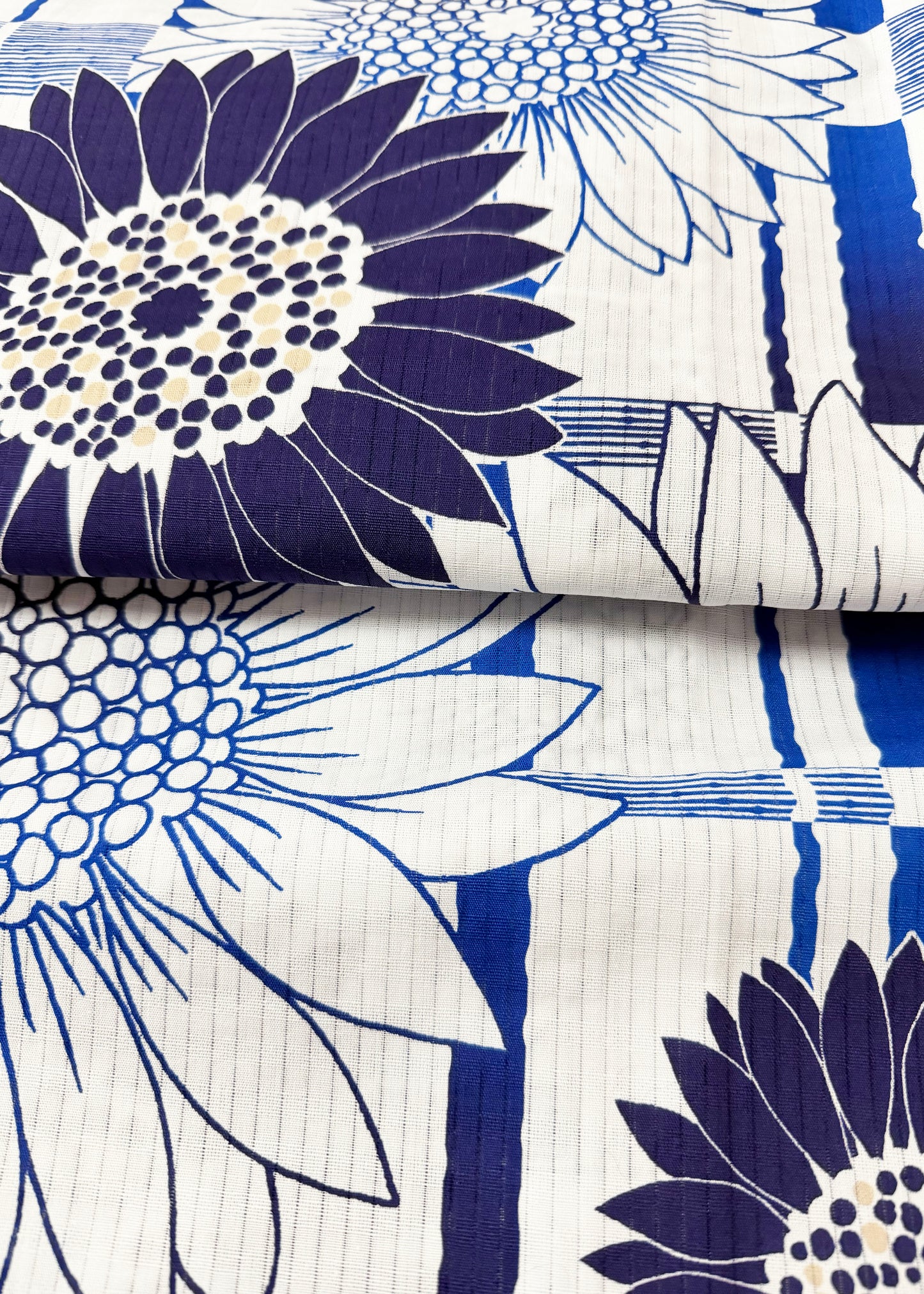 Japanese Traditional Yukata Kimono Plus - Blue Sunflowers in White