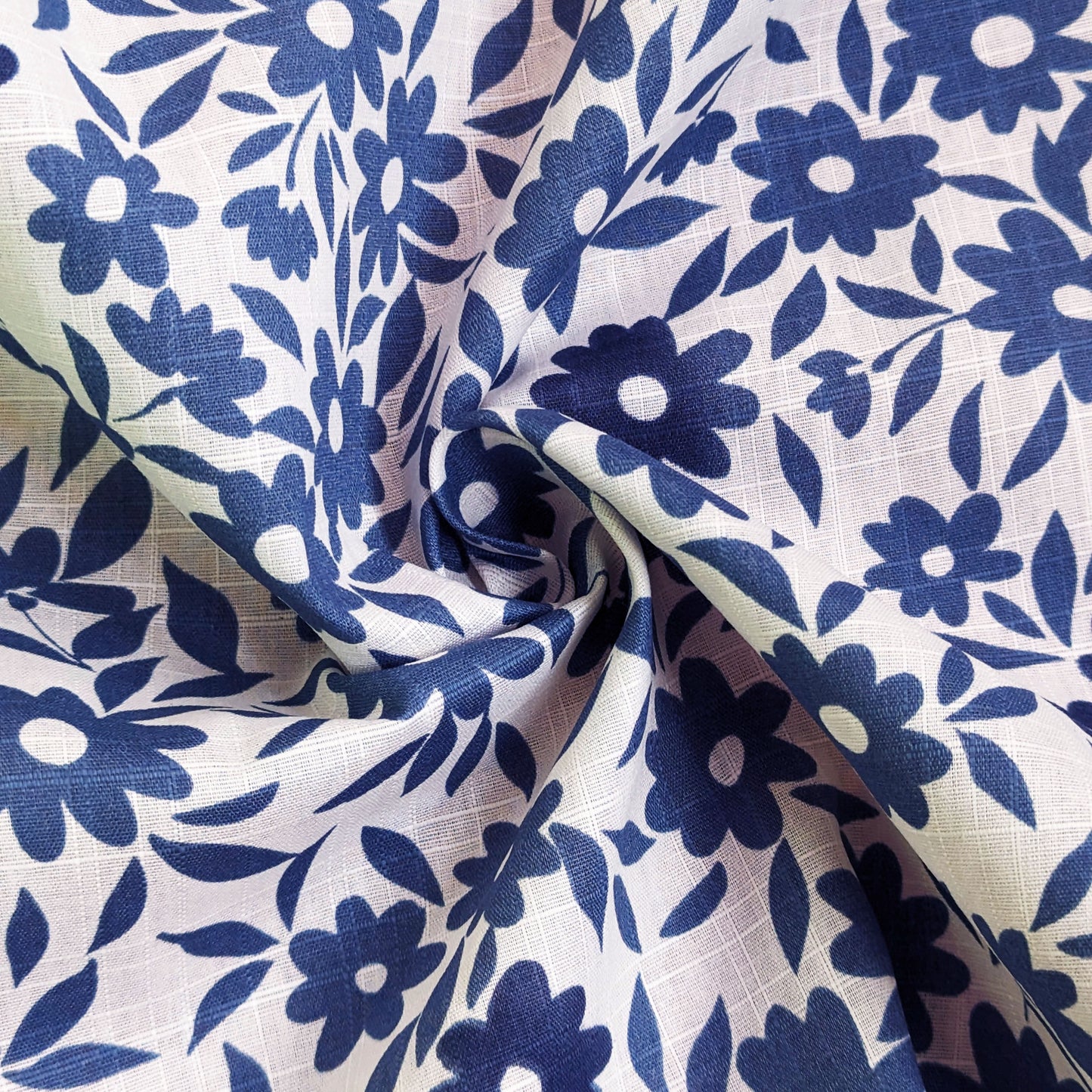 Japanese Traditional Yukata Kimono - Simple Blue Flowers in Off White