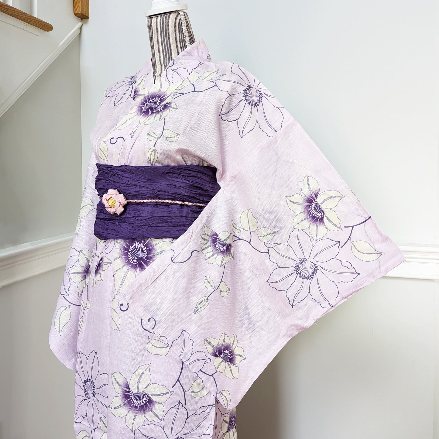Japanese Yukata Kimono - Flowers in Light Purple