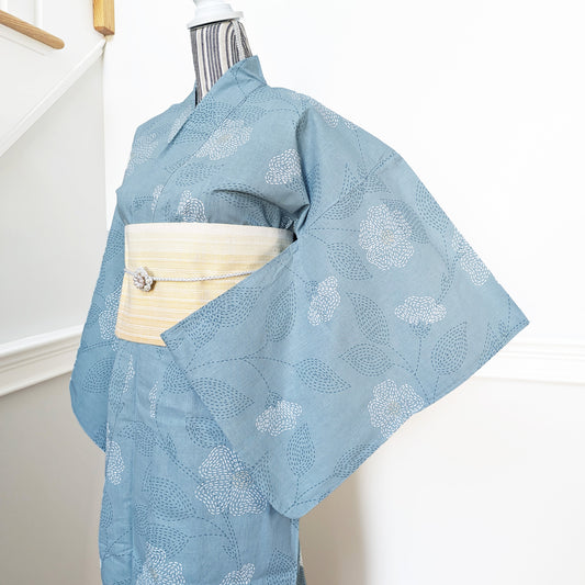 Japanese Yukata Kimono - Simple Floral in Blue