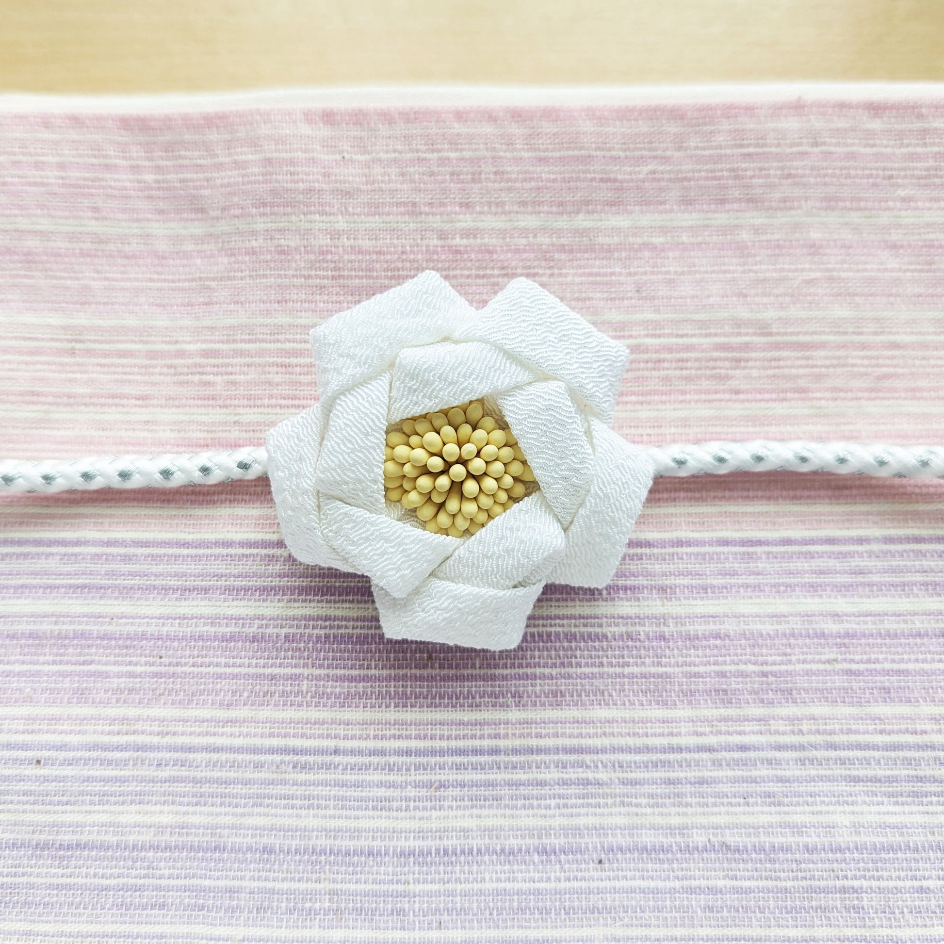 Traditional Japanese Kazari Himo - Layered Flower White