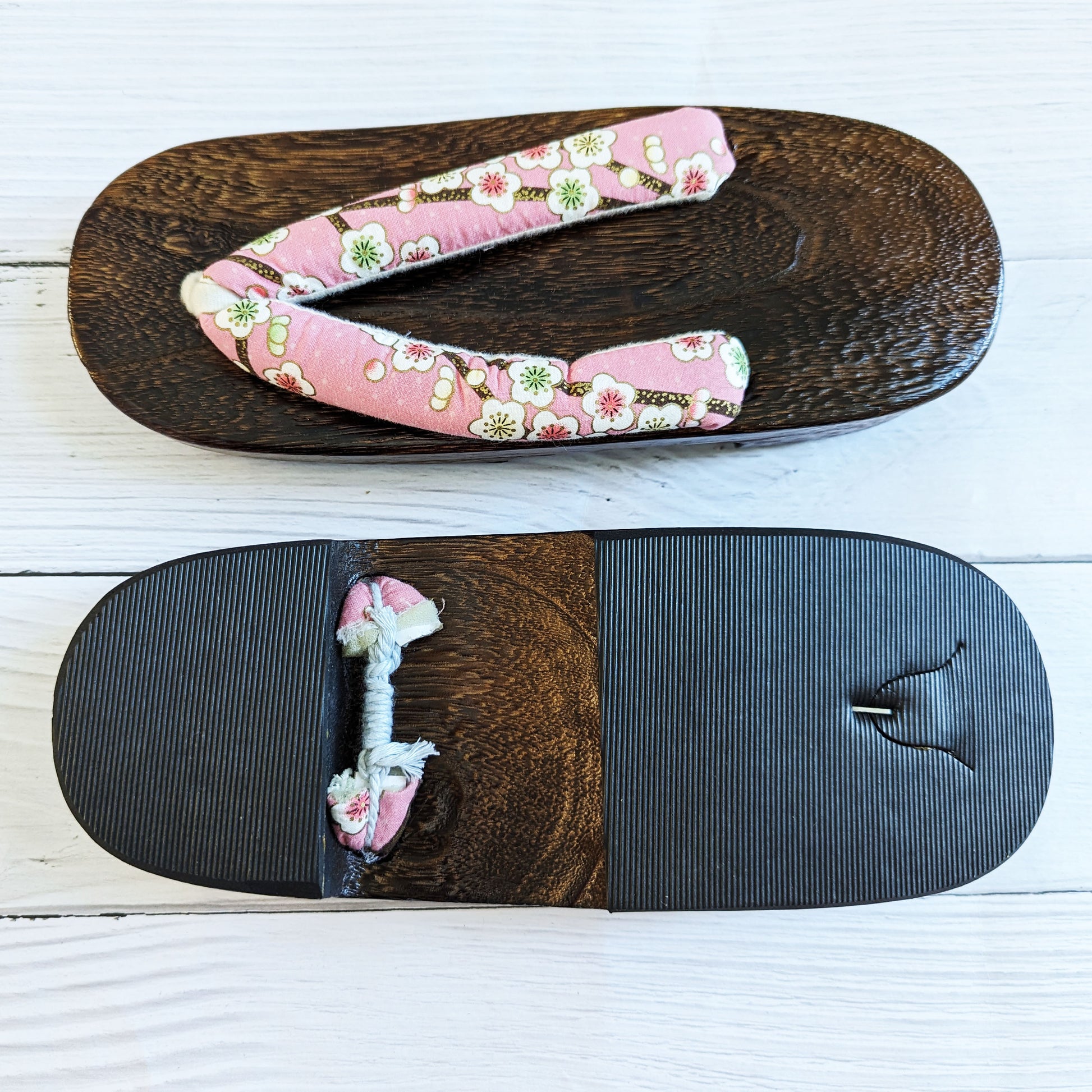 Japanese Geta Sandals - Plum Blossom Pink