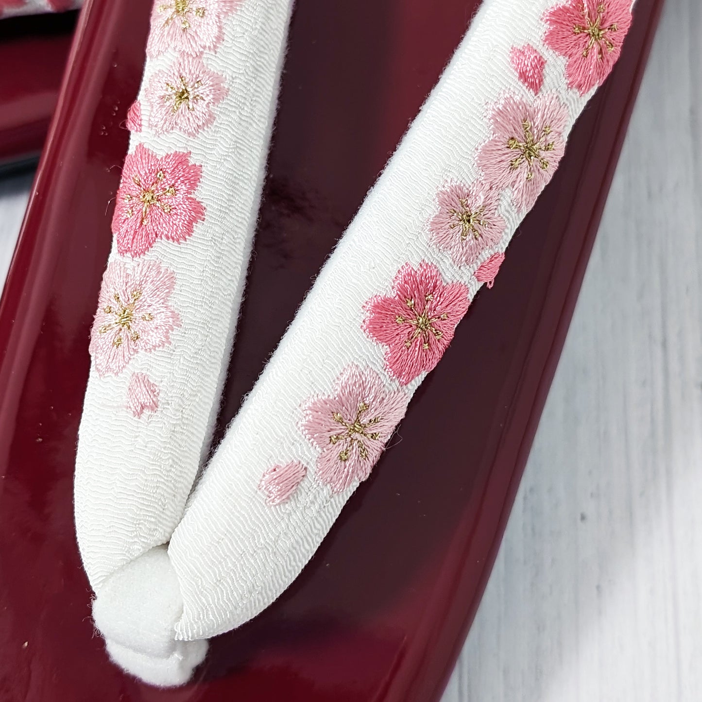 Japanese Traditional Zori Sandals - Cherry Blossoms Embroidery Maroon