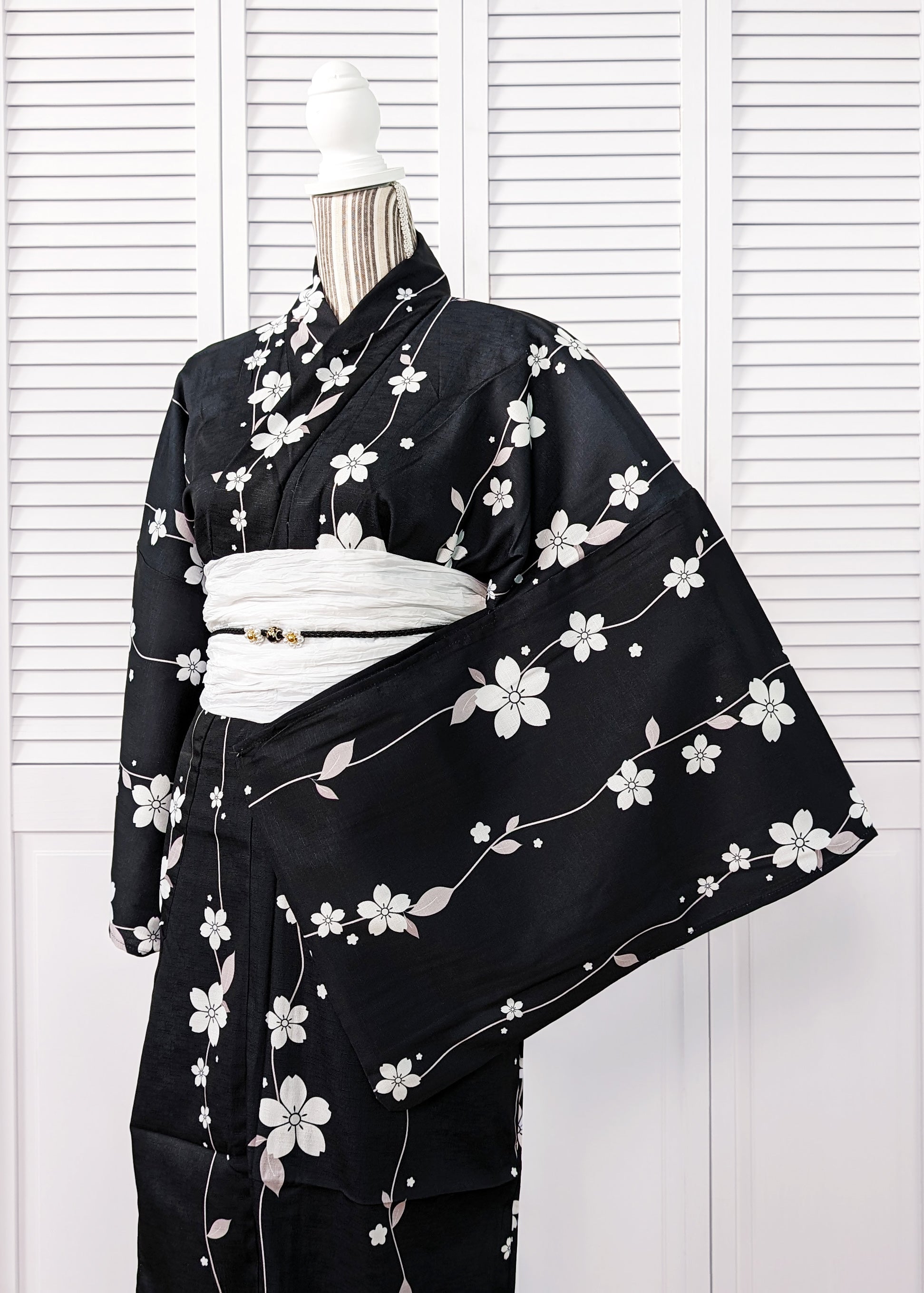 Outlet Monochrome Kimono