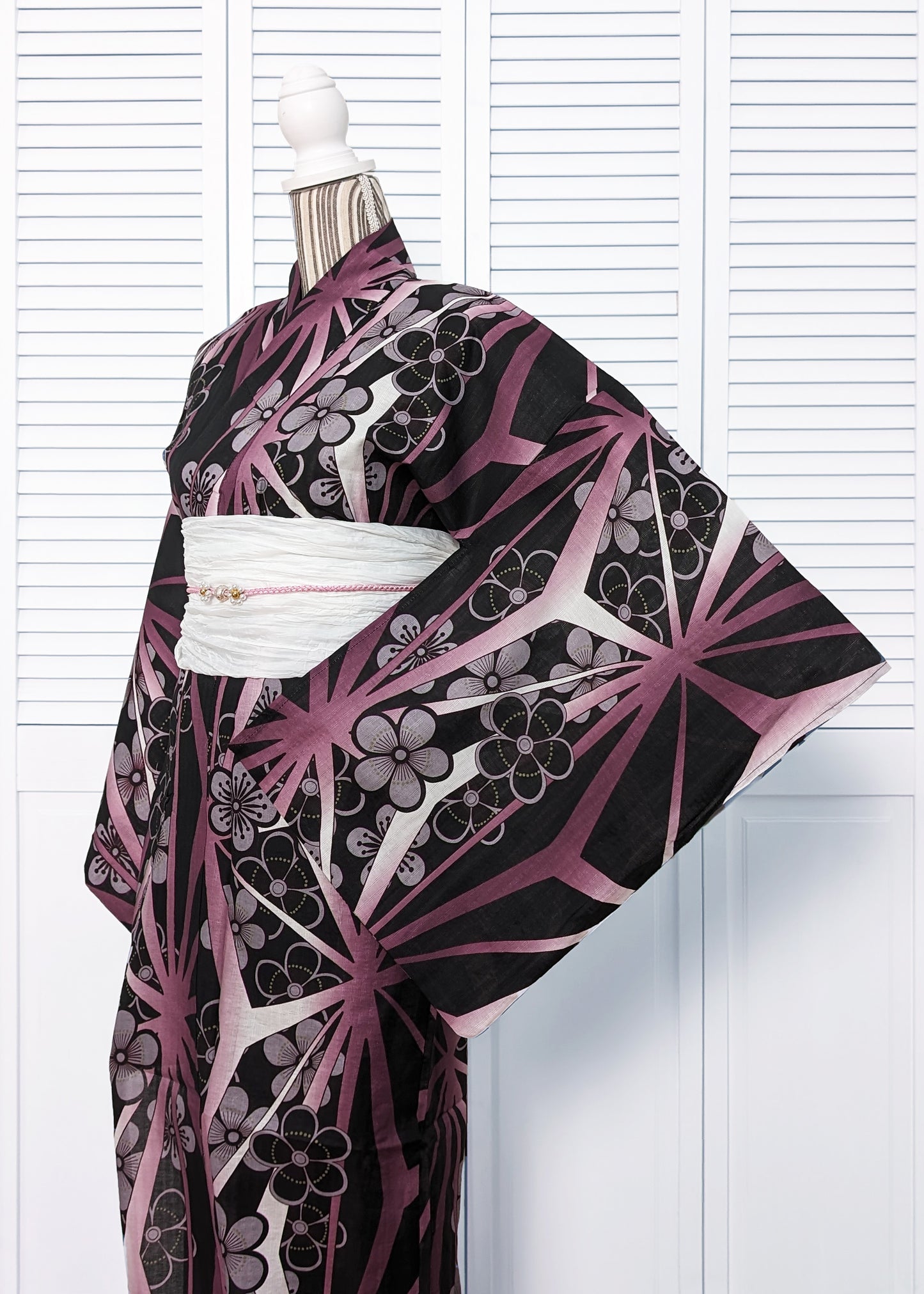 Japanese Yukata Kimono - Plum Blossoms and Webs in Black