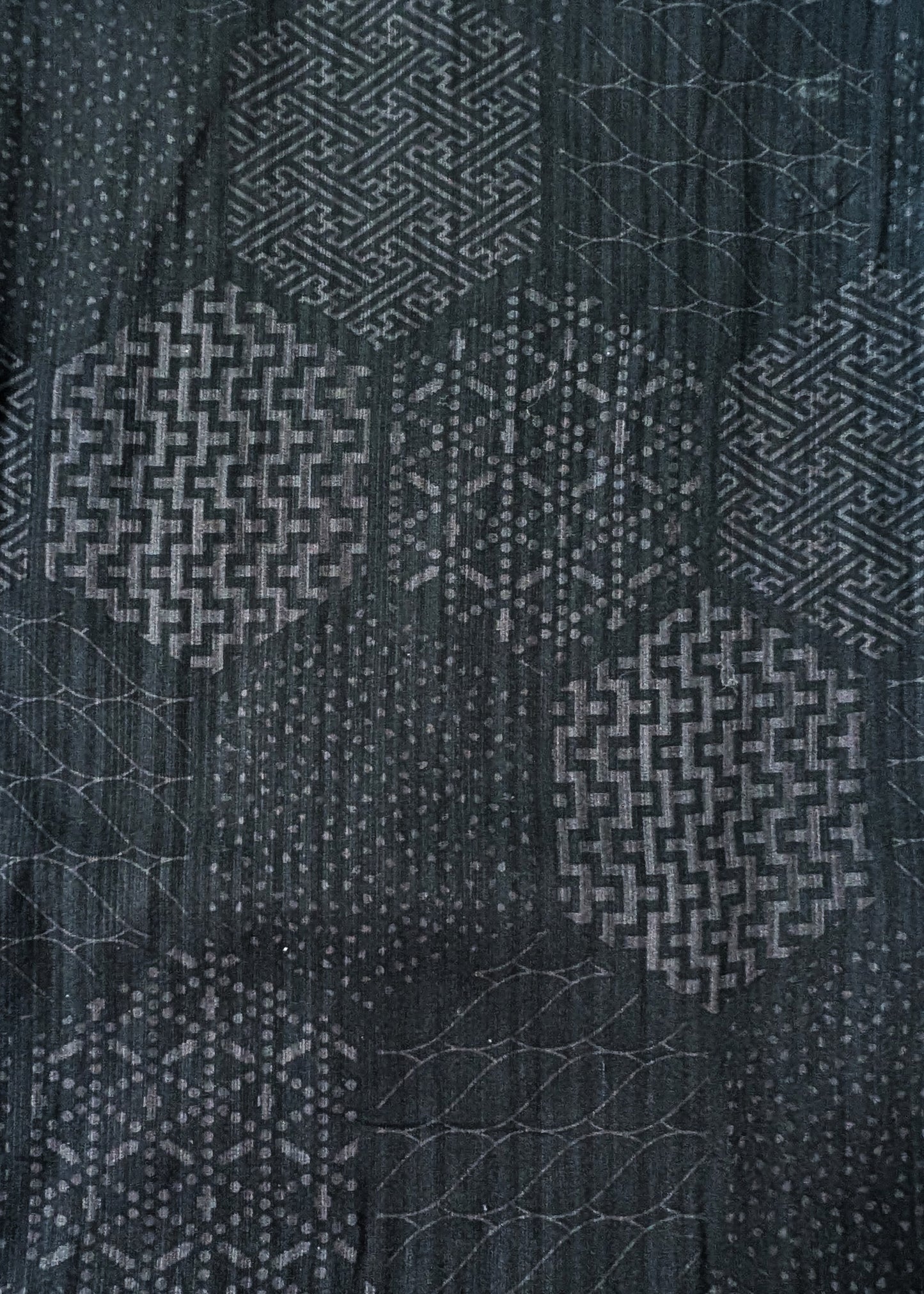 Men's Yukata (M) - Hexagons in Black (Style #M0001)