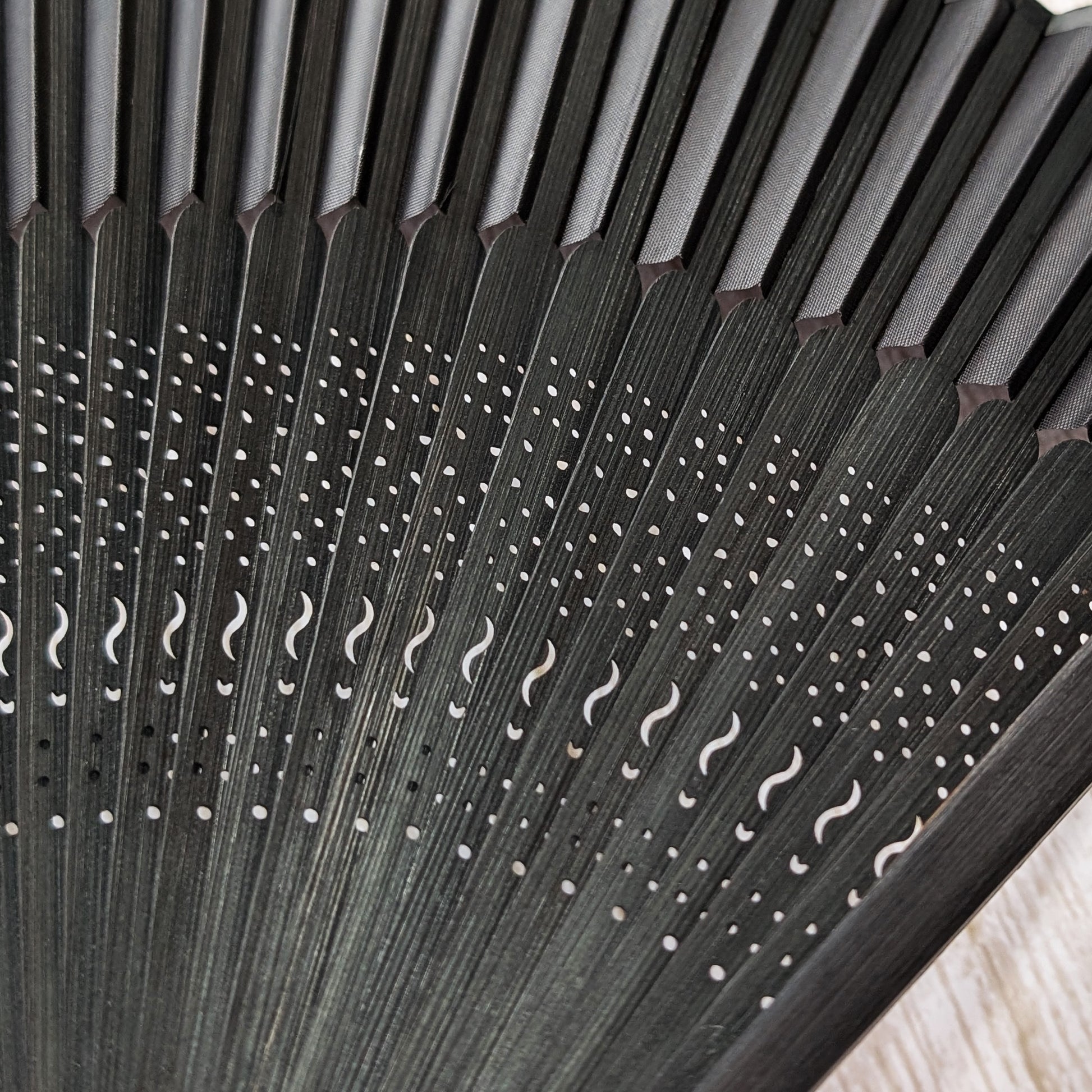 Japanese Folding Fan - Simple Black