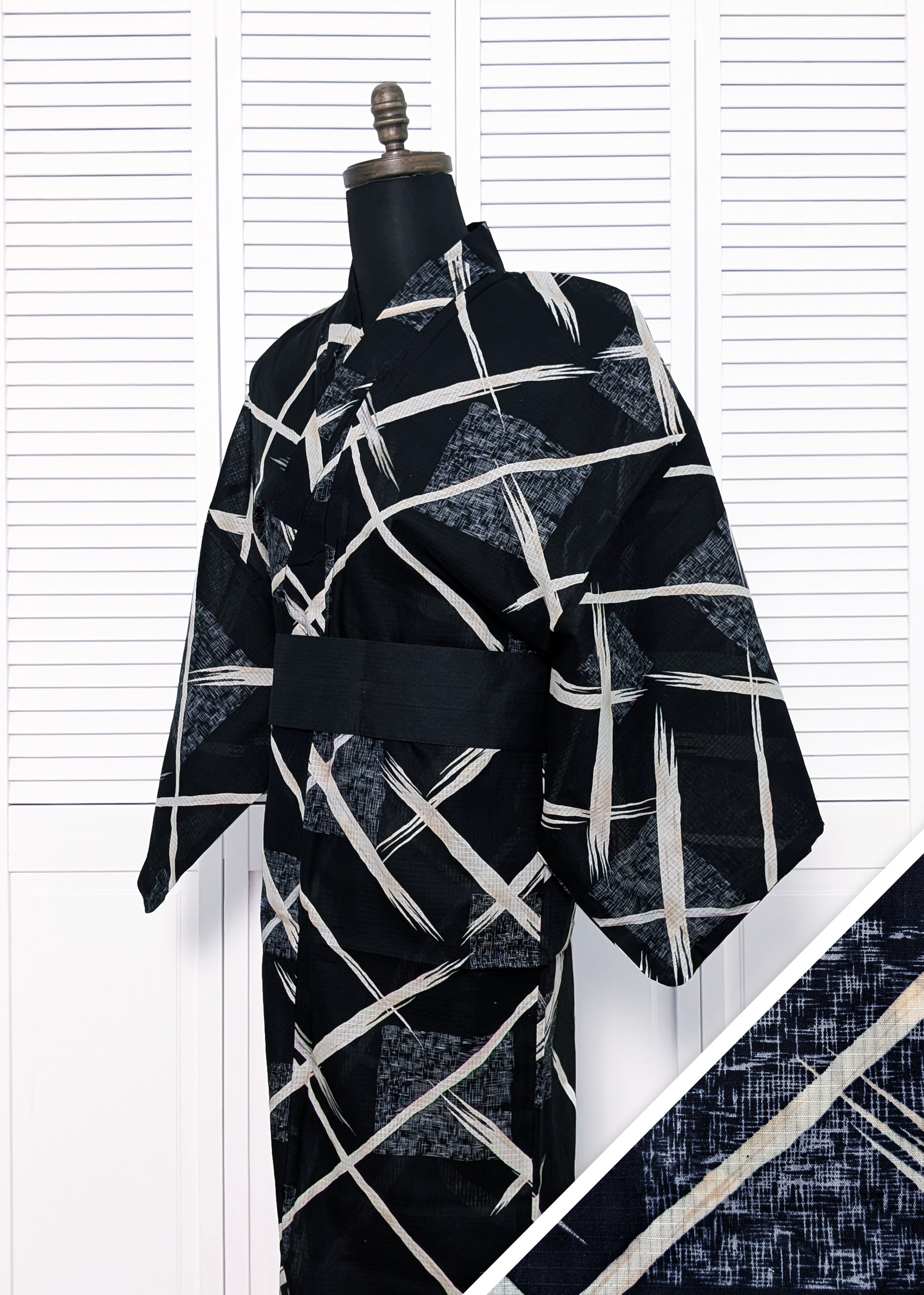 Traditional Japanese Men's Yukata Kimono - X Cross and Square in Black