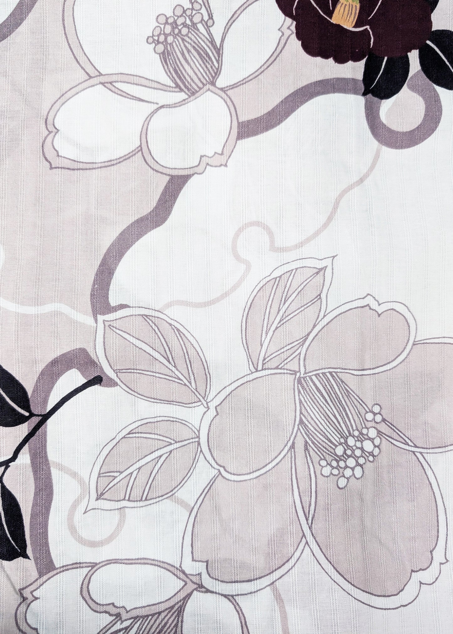 Traditional Japanese Floral Yukata Kimono - Maroon Camellias in Gray