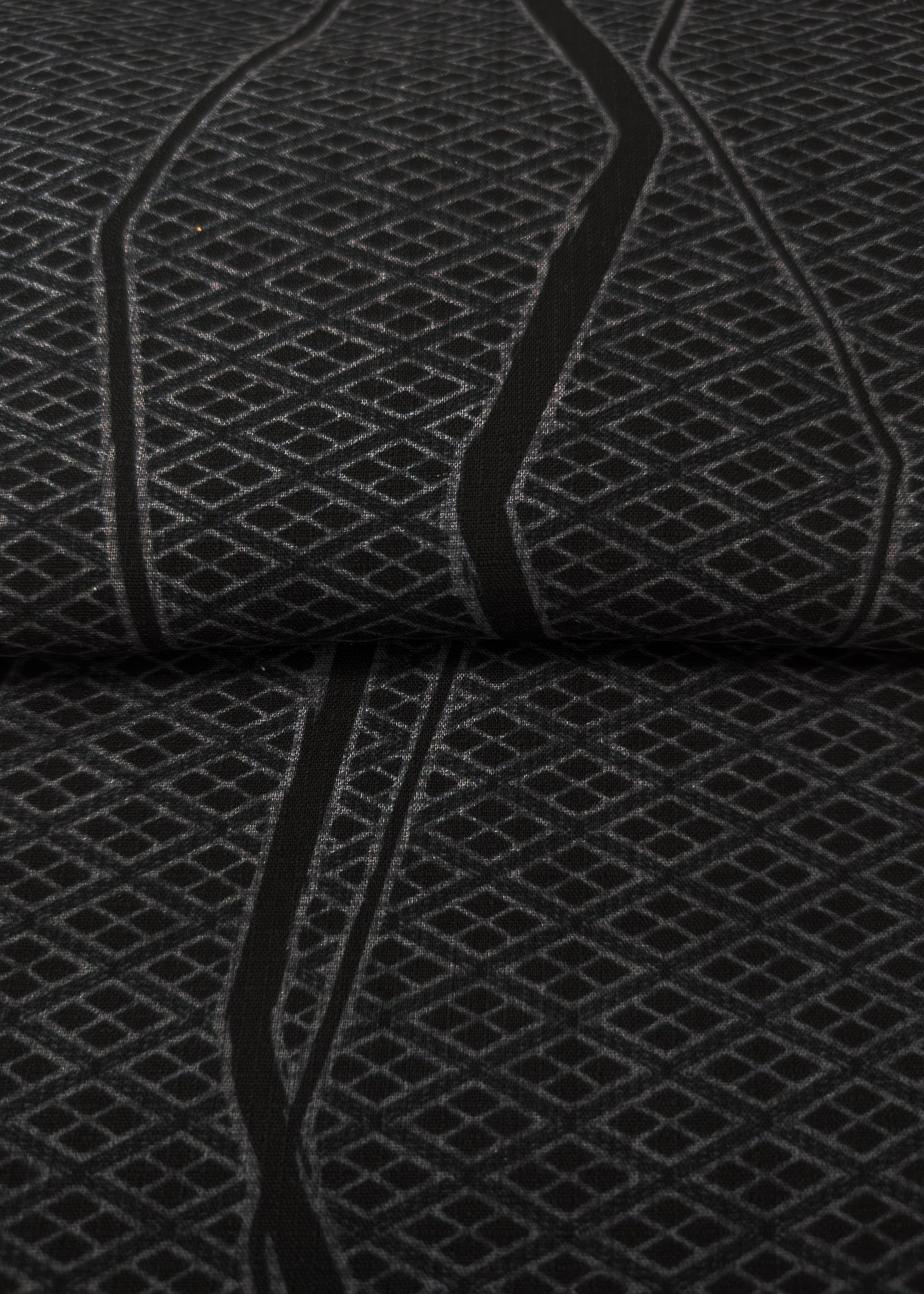 Japanese Traditional Men's Yukata Kimono - Line Patterns in Charcoal