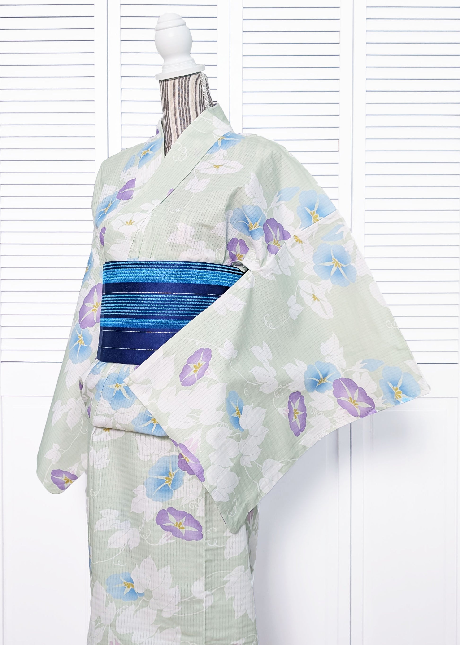 Japanese Traditional Yukata Kimono - Purple Morning Glories in Green
