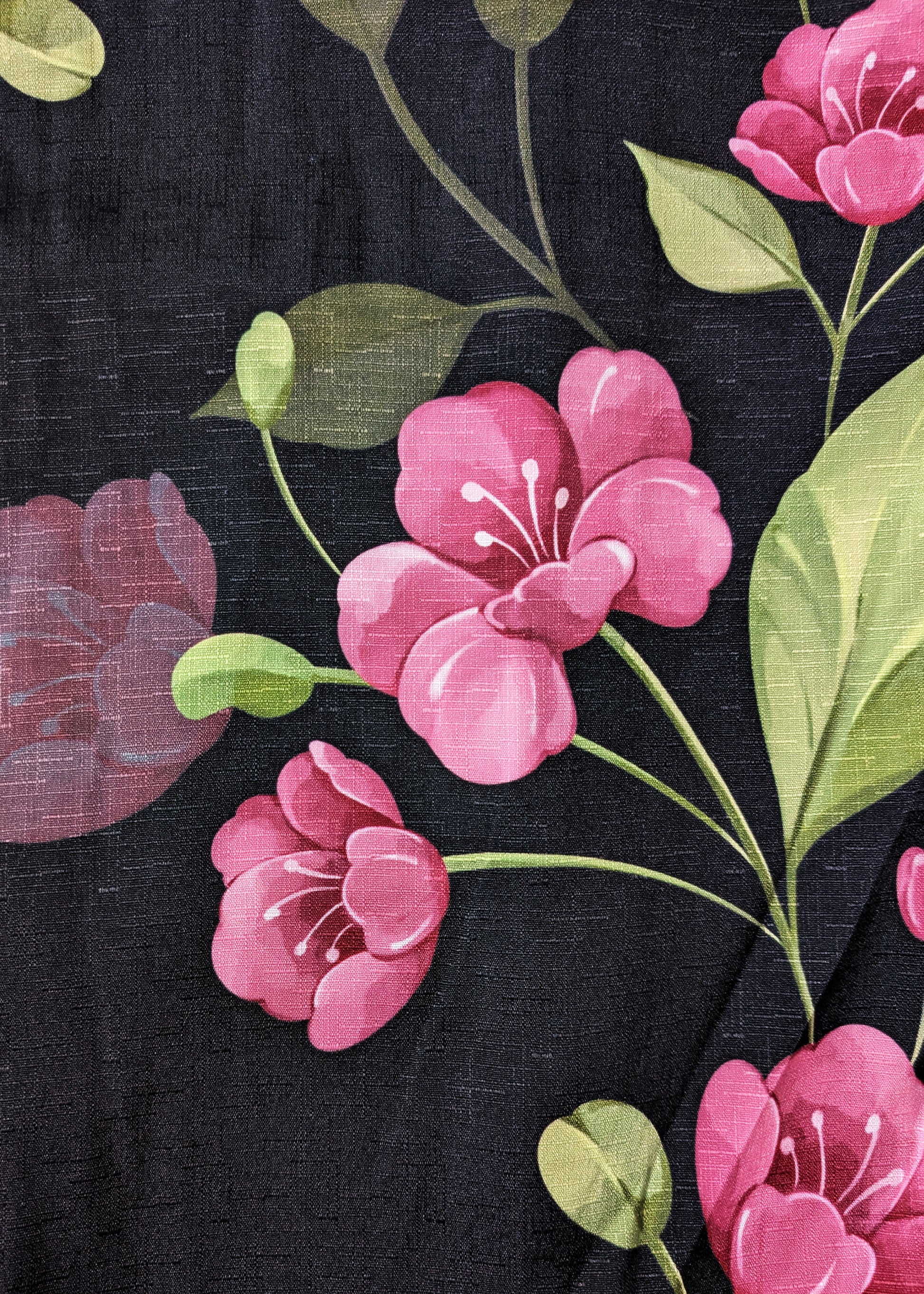 Japanese Traditional Yukata Kimono Plus Size - Red Flowers in Black