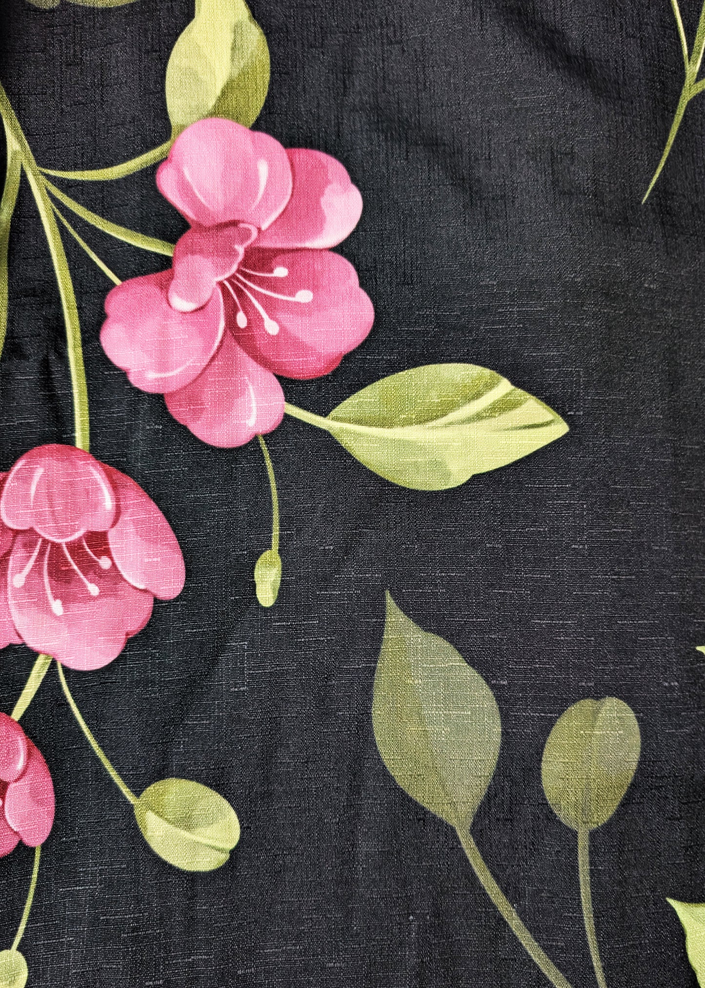 Japanese Traditional Yukata Kimono Plus Size - Red Flowers in Black