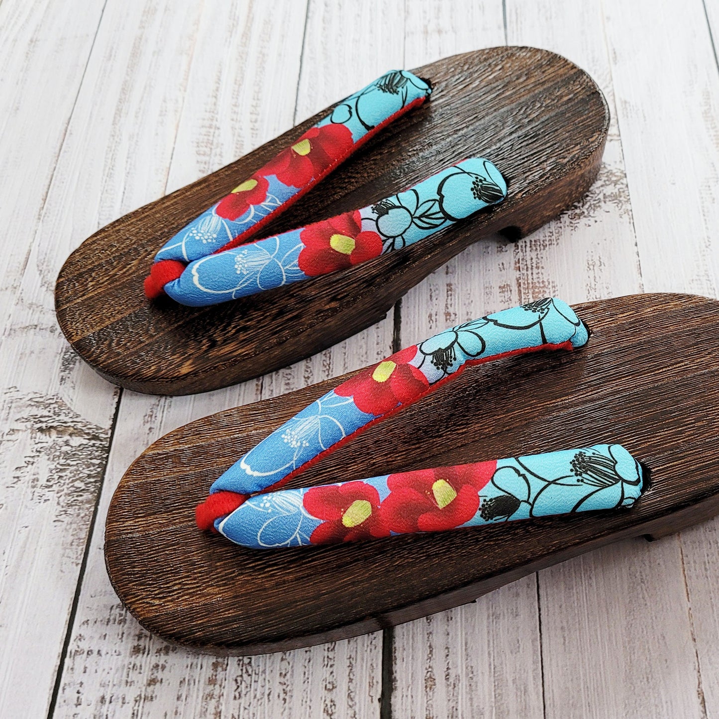 Geta Sandals with blue and red Camellia flowers