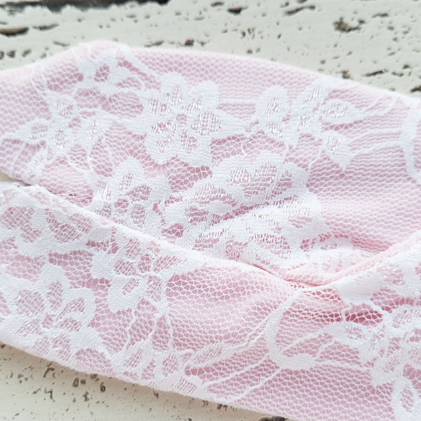 Japanese Tabi Socks - Lace in Pink