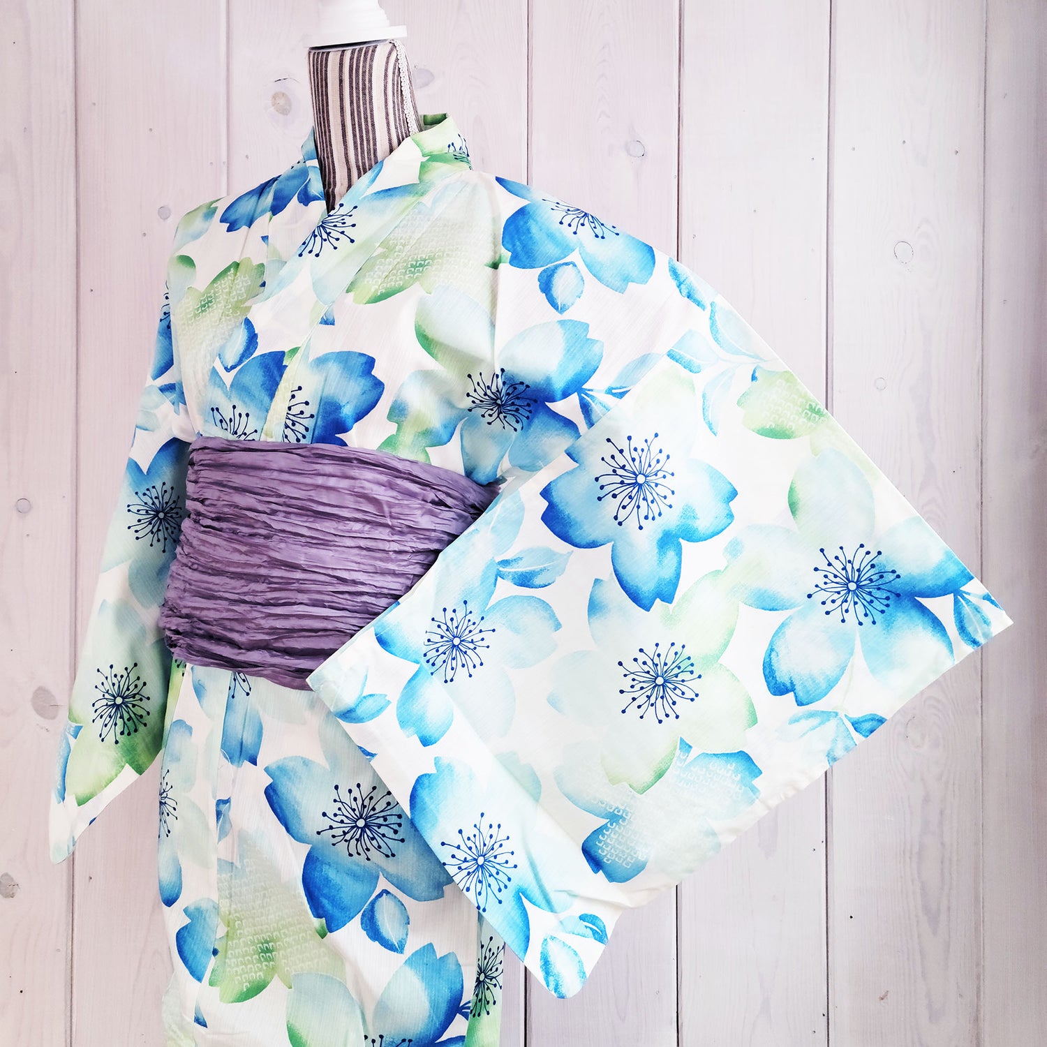Women's Japanese Yukata Kimono - Watercolor Cherry Blossoms in Cream