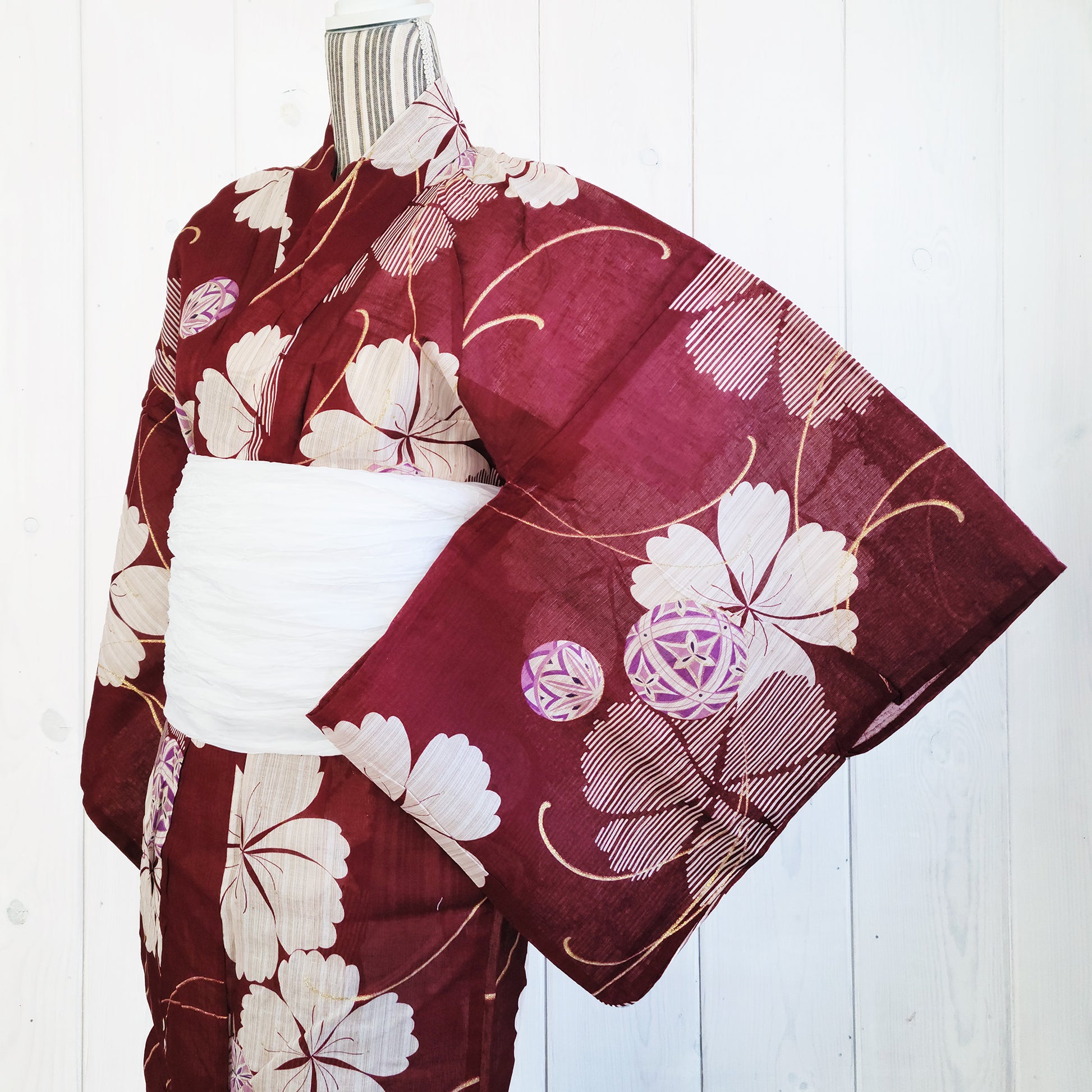 Women's Japanese Yukata Kimono - Temari Ball and Flower Maroon