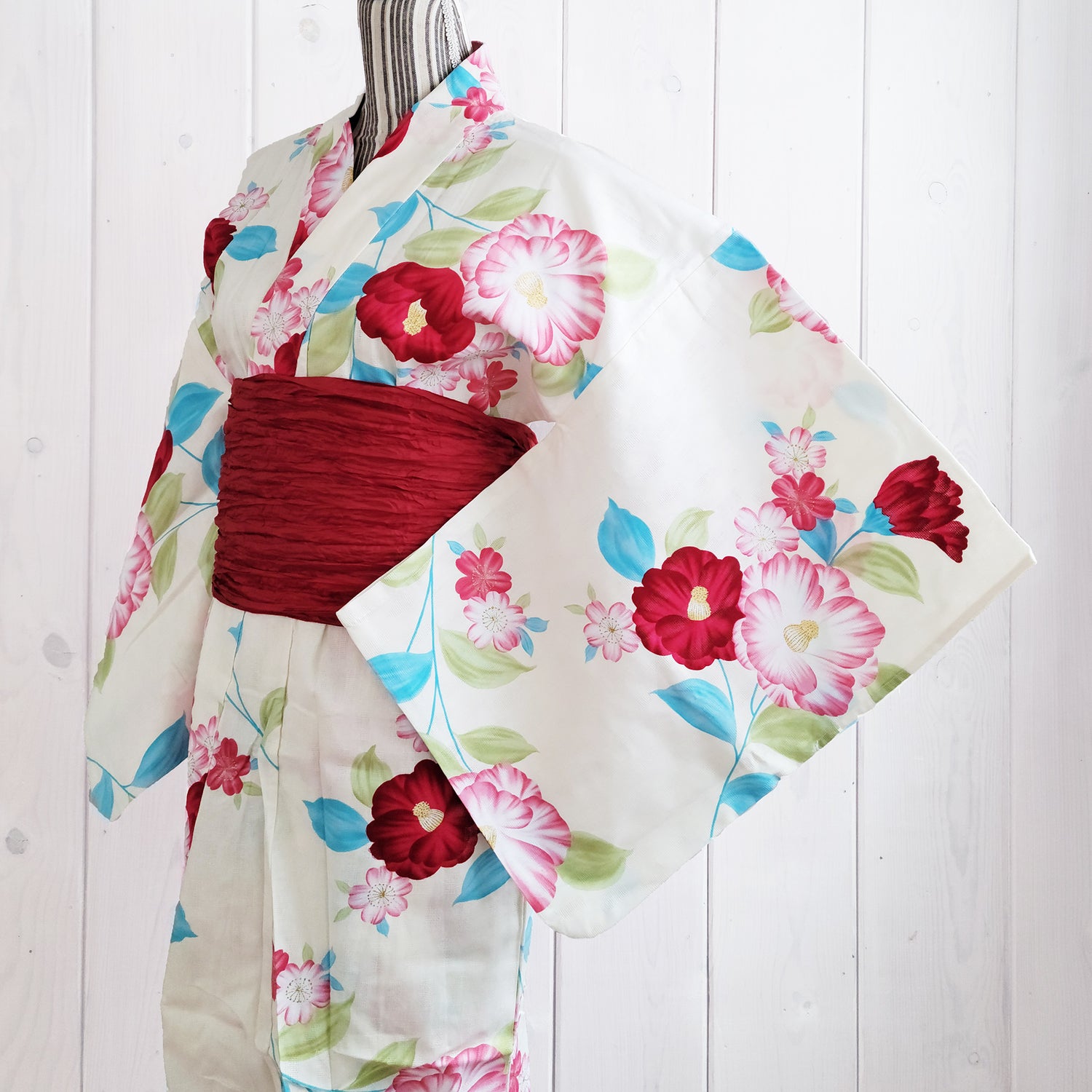 Women's Japanese Traditional Yukata Kimono - Pink and Red Camellias in Beige