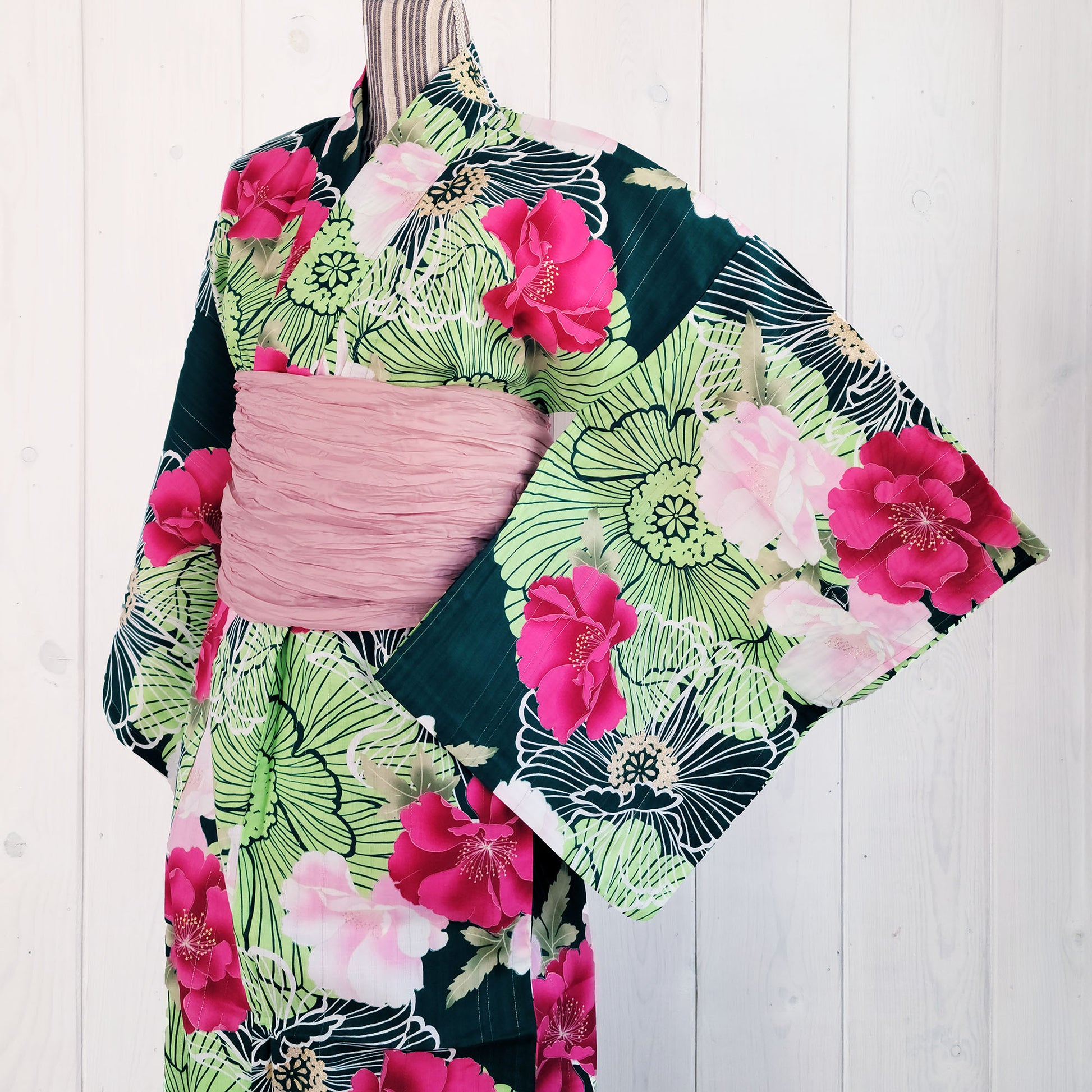 Japanese Yukata Kimono - Red and Pink Camellias in Green