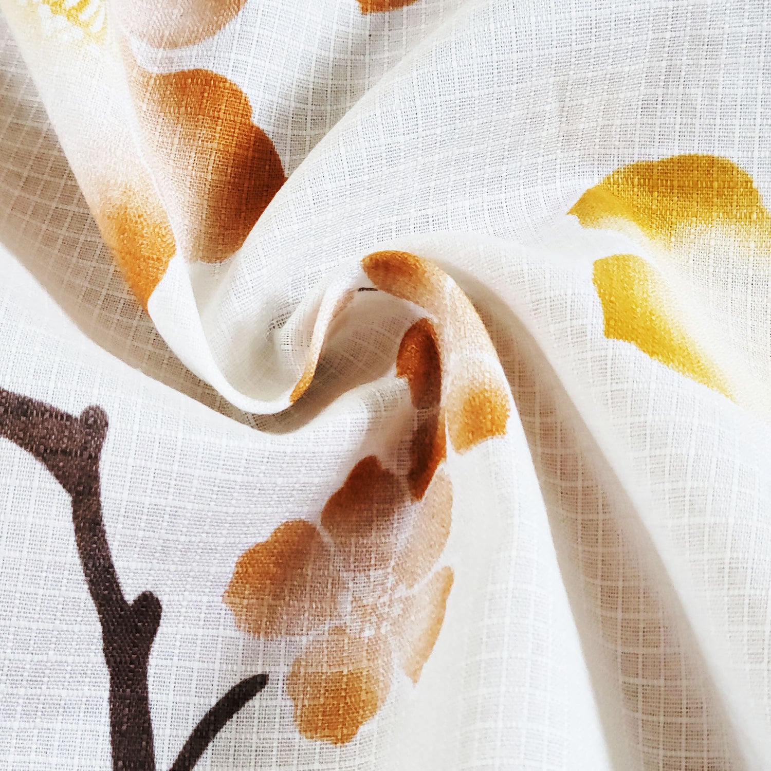 Traditional Japanese Yukata Kimono - Orange Cherry Blossoms in White