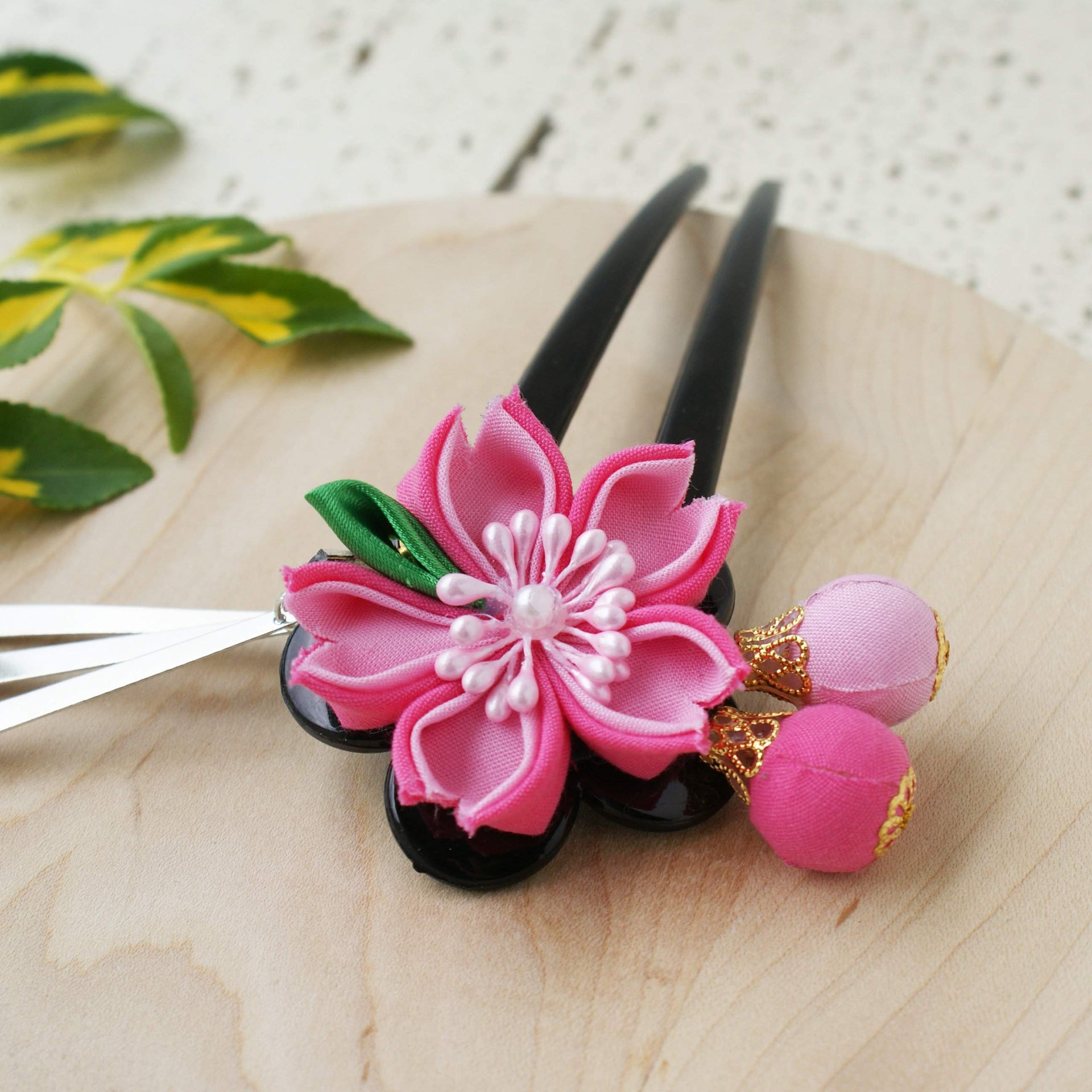 HANGRY&ANGRY ヘアゴム Cherry Blossom Two Leg Hair Stick - Kimono Hair Accessories