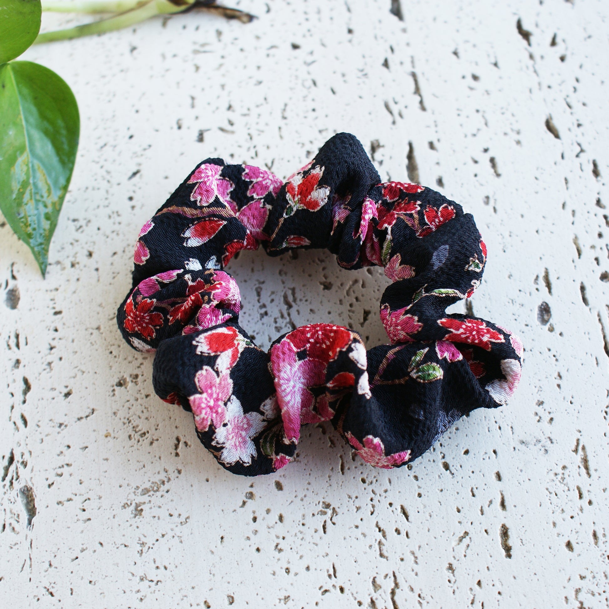 Fabric Scrunchie - Cherry Blossoms Black/Pink